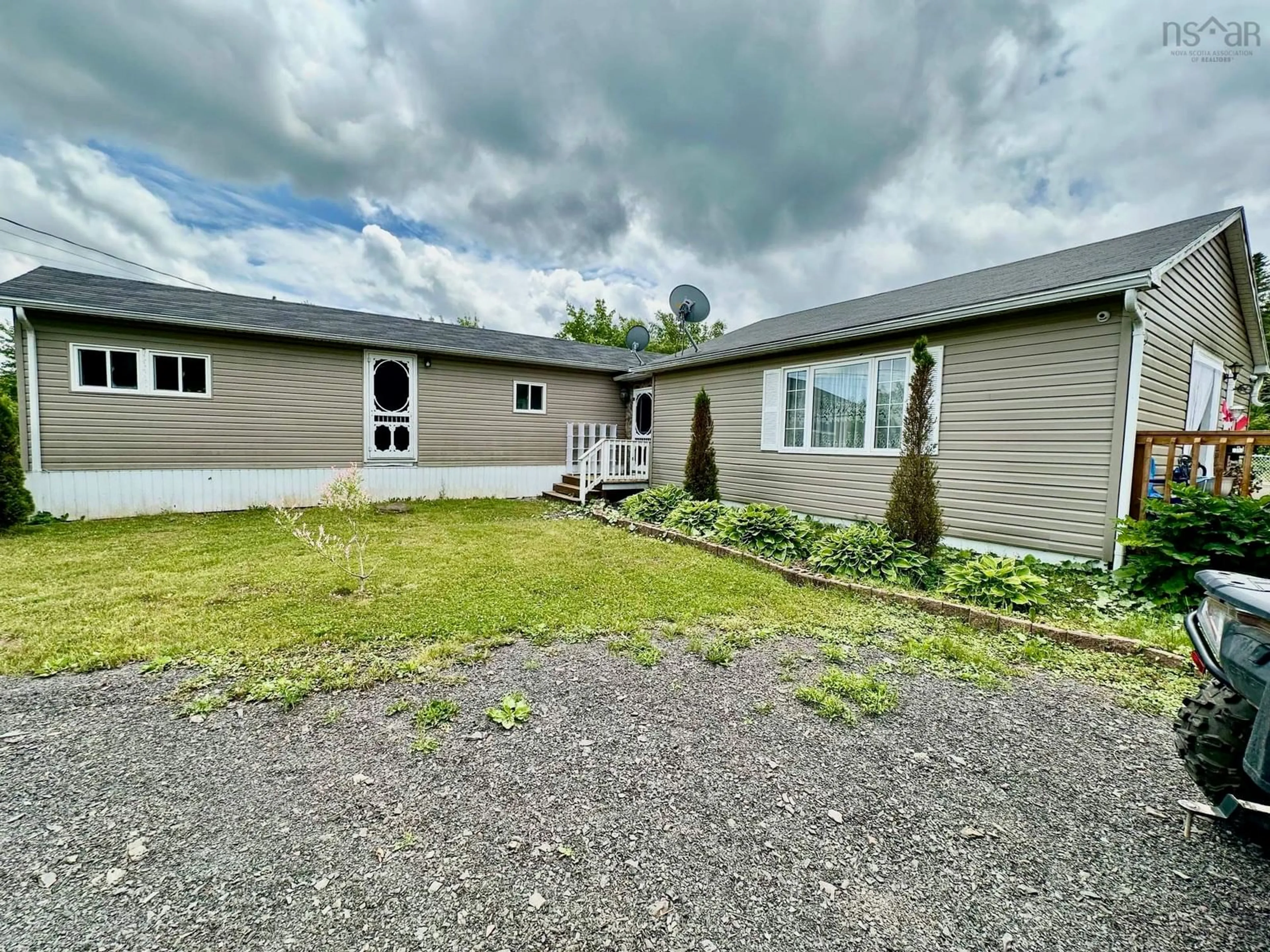 A pic from outside/outdoor area/front of a property/back of a property/a pic from drone, unknown for 15 Milford White Rd, Noel Road Nova Scotia B0N 1T0
