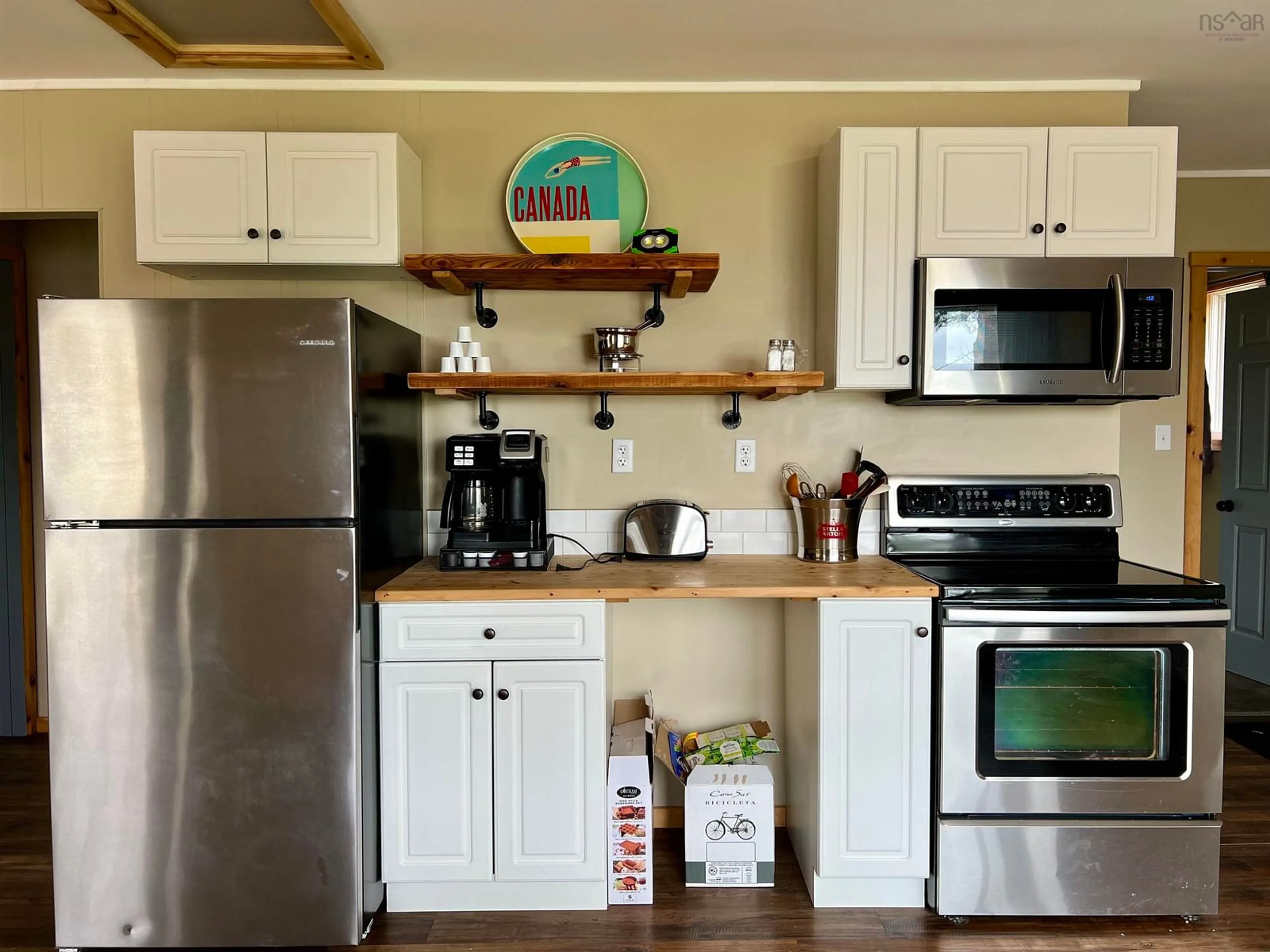 Open concept kitchen, wood/laminate floor for 98 Lakeside Dr, Welshtown Nova Scotia B0T 1W0