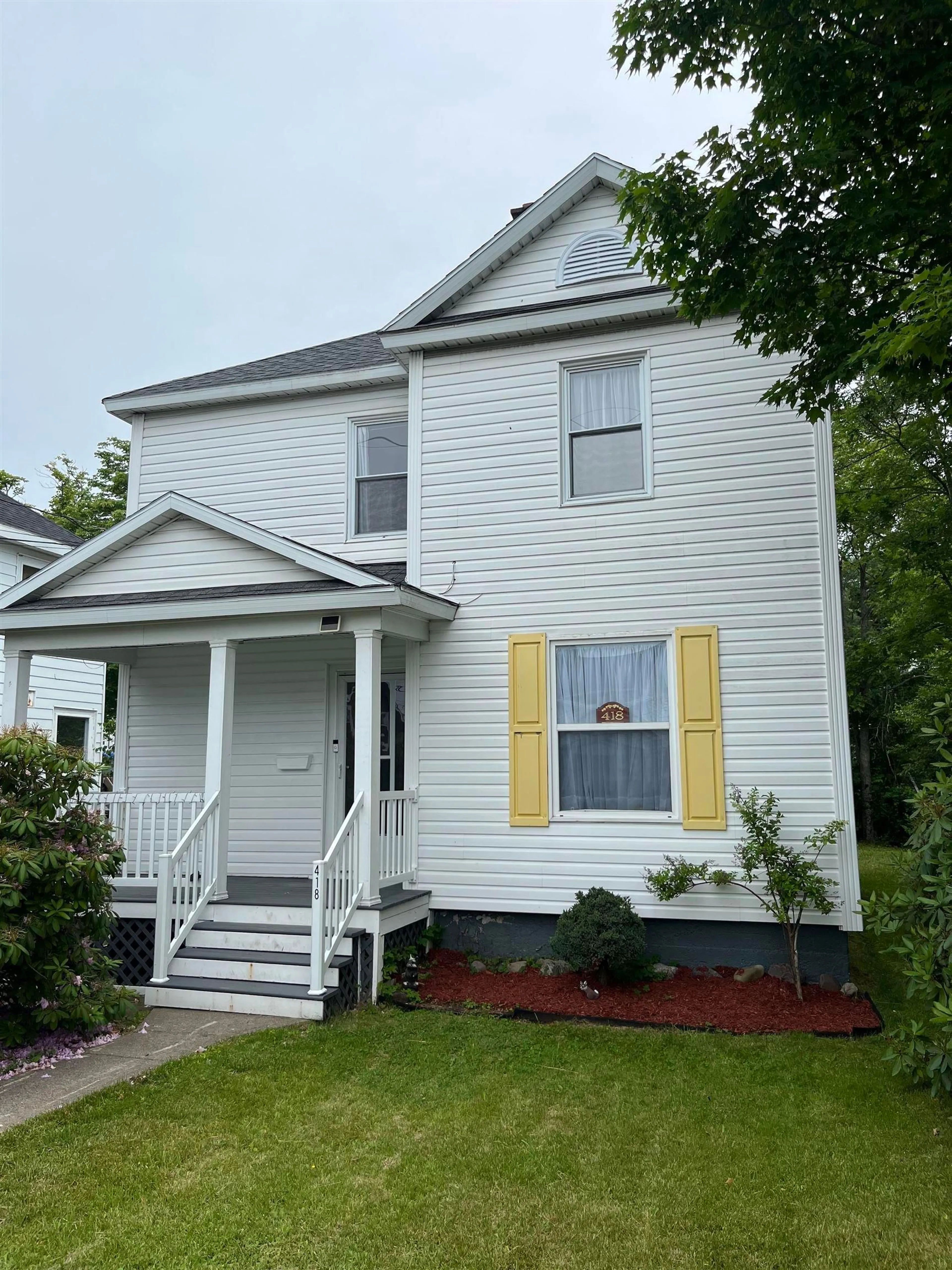 Home with vinyl exterior material, street for 418 Whitney Ave, Sydney Nova Scotia B1P 5A7