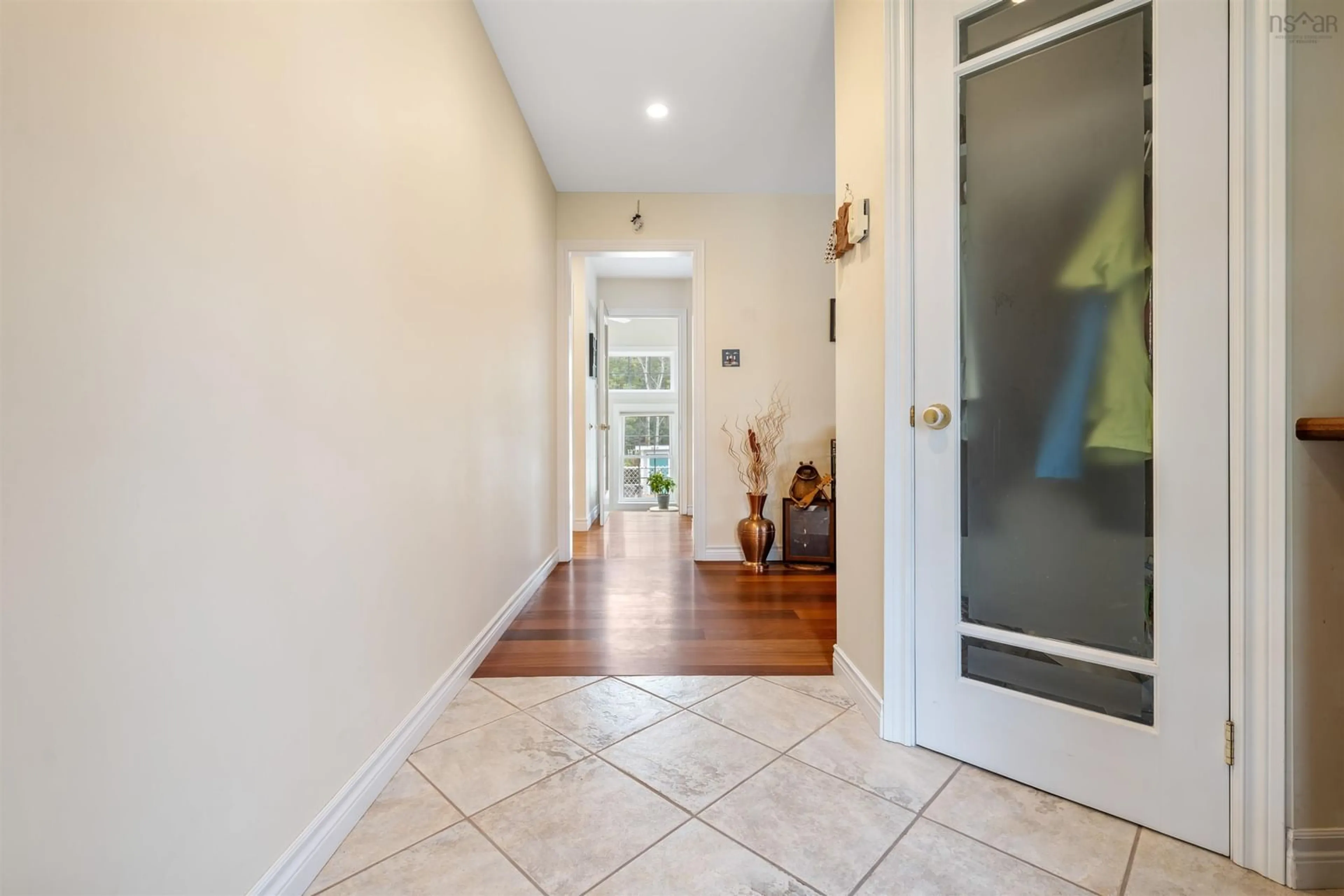 Indoor entryway for 531 Martin Ave, New Glasgow Nova Scotia B2H 1R8