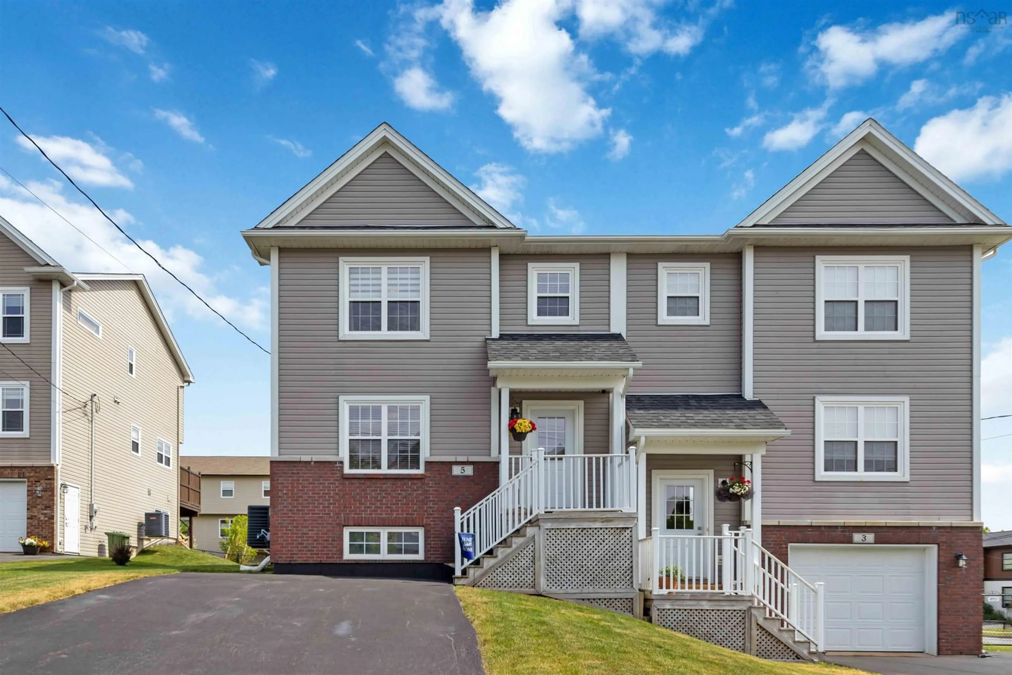 Home with vinyl exterior material, street for 5 Uprange Crt, Middle Sackville Nova Scotia B4E 0K8
