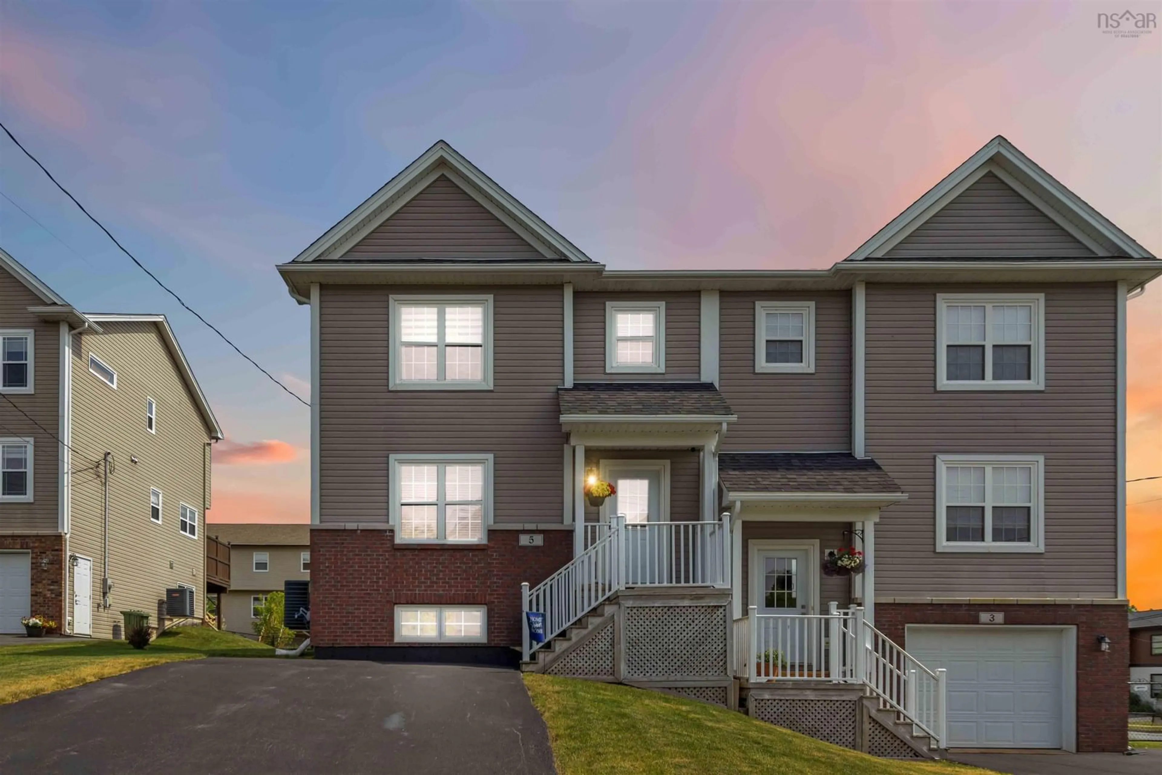 Home with vinyl exterior material, street for 5 Uprange Crt, Middle Sackville Nova Scotia B4E 0K8