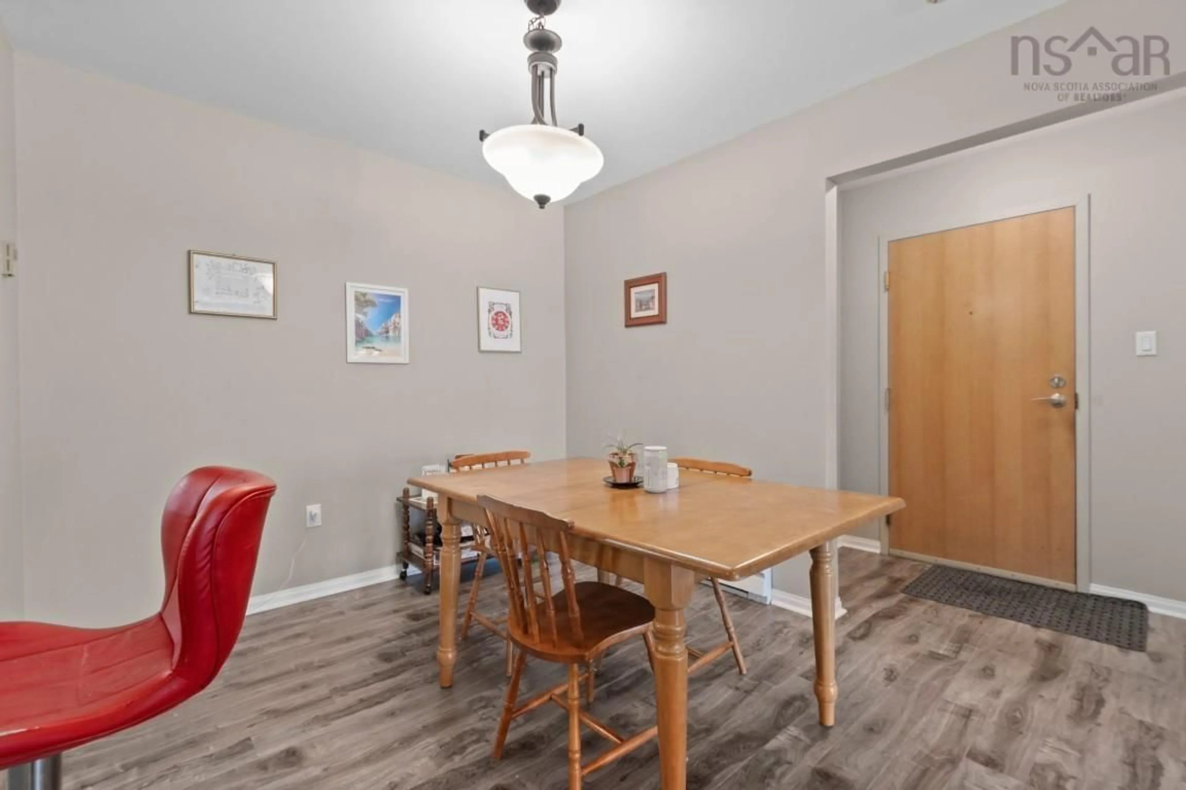 Dining room, wood/laminate floor for 711-90 Moirs Mill Rd, Bedford Nova Scotia B4A 3Y2