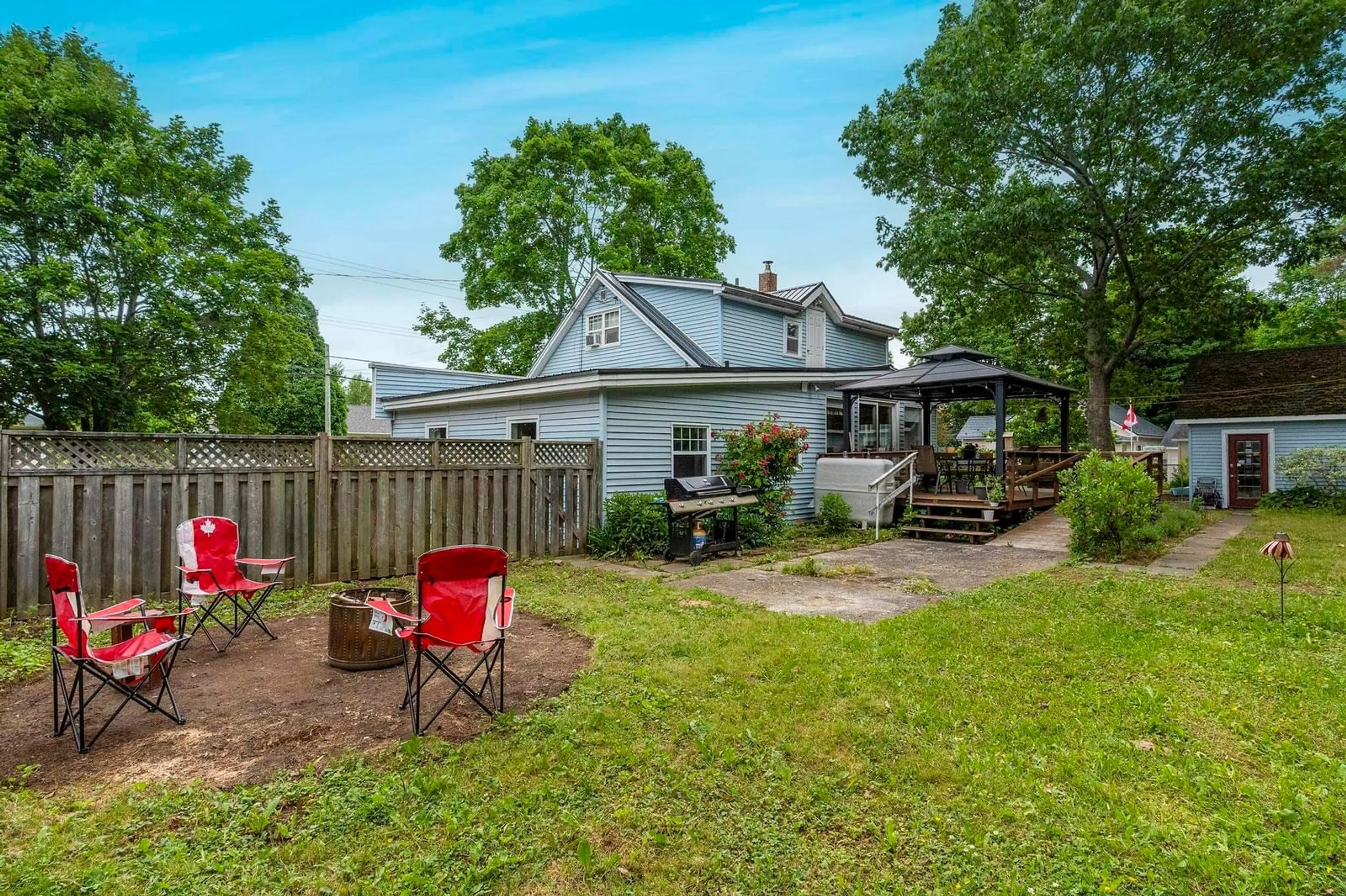 A pic from outside/outdoor area/front of a property/back of a property/a pic from drone, unknown for 105 Orchard Street, Berwick Nova Scotia B0P 1E0