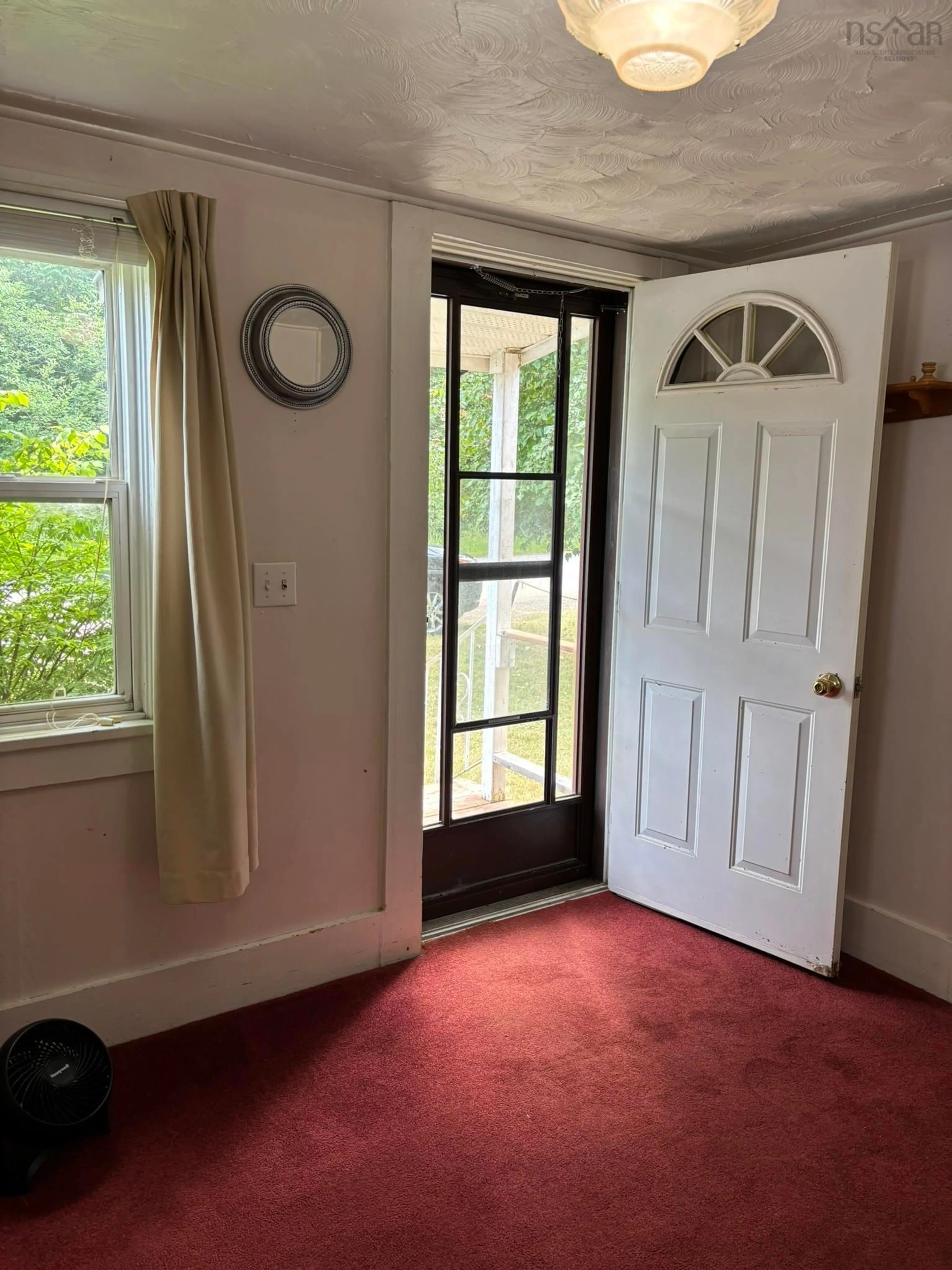 A pic of a room for 76 Willow St, Hants Border Nova Scotia B0P 1P0