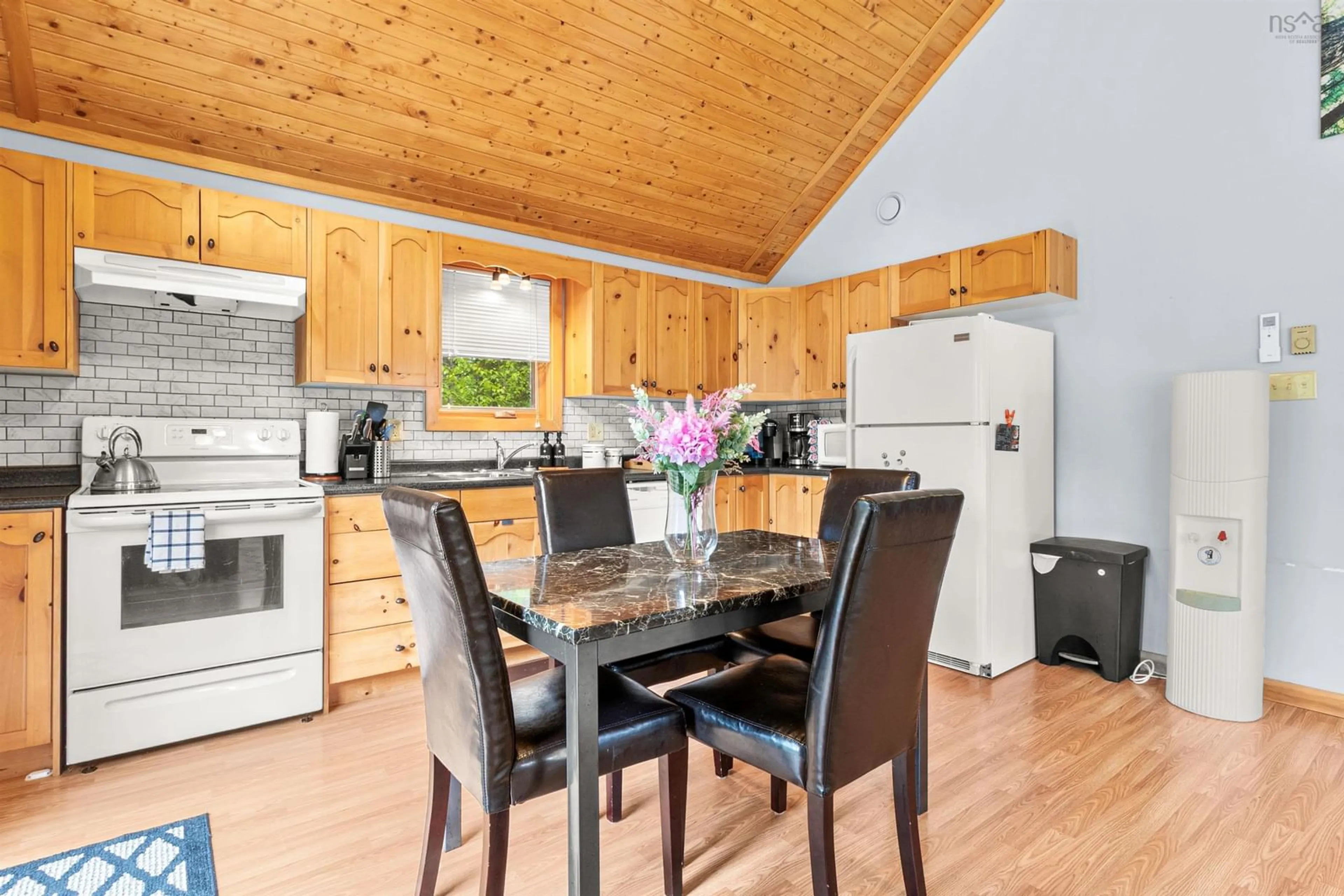 Open concept kitchen, wood/laminate floor for 6 Partridge Lane #47, Vaughan Nova Scotia B0N 2T0