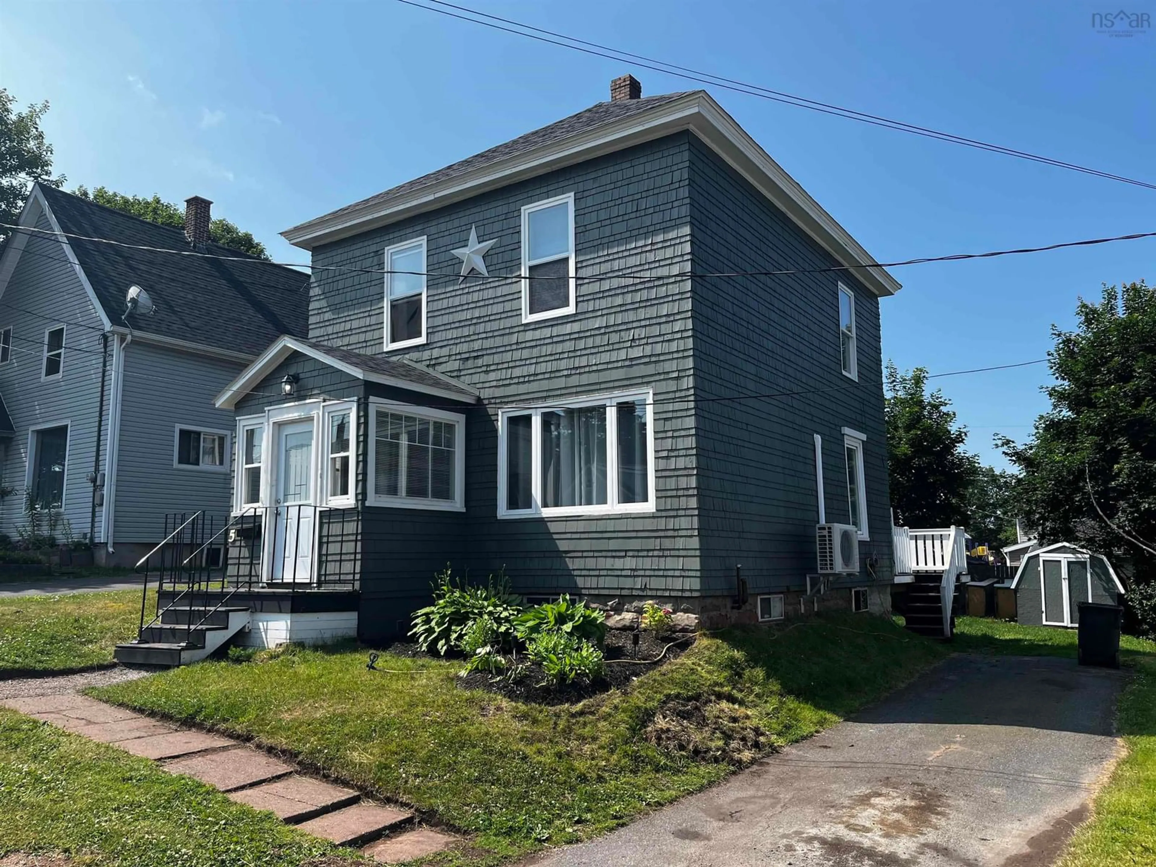 Home with vinyl exterior material, street for 5 York St, Amherst Nova Scotia B4H 2P3