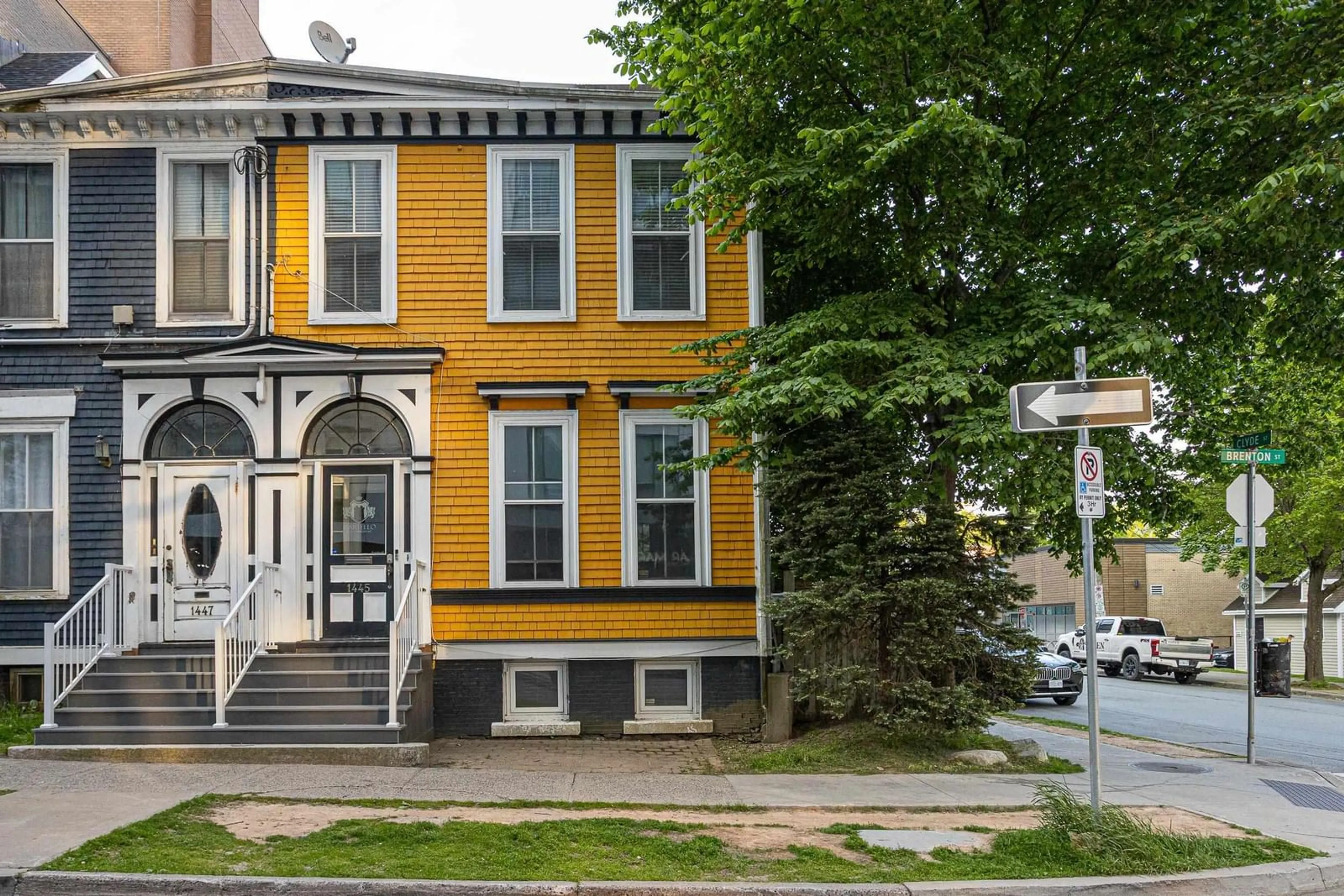 Unknown for 1445 Brenton St, Halifax Nova Scotia B3J 2K6