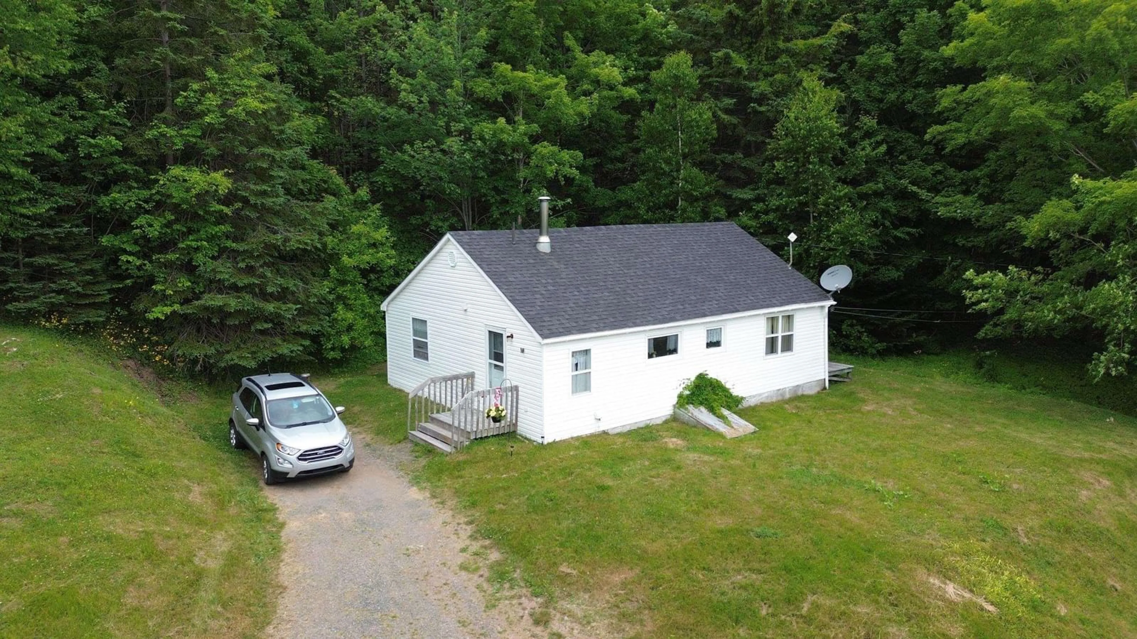 A pic from outside/outdoor area/front of a property/back of a property/a pic from drone, building for 11301 Highway 105, Aberdeen Nova Scotia B0E 3M0