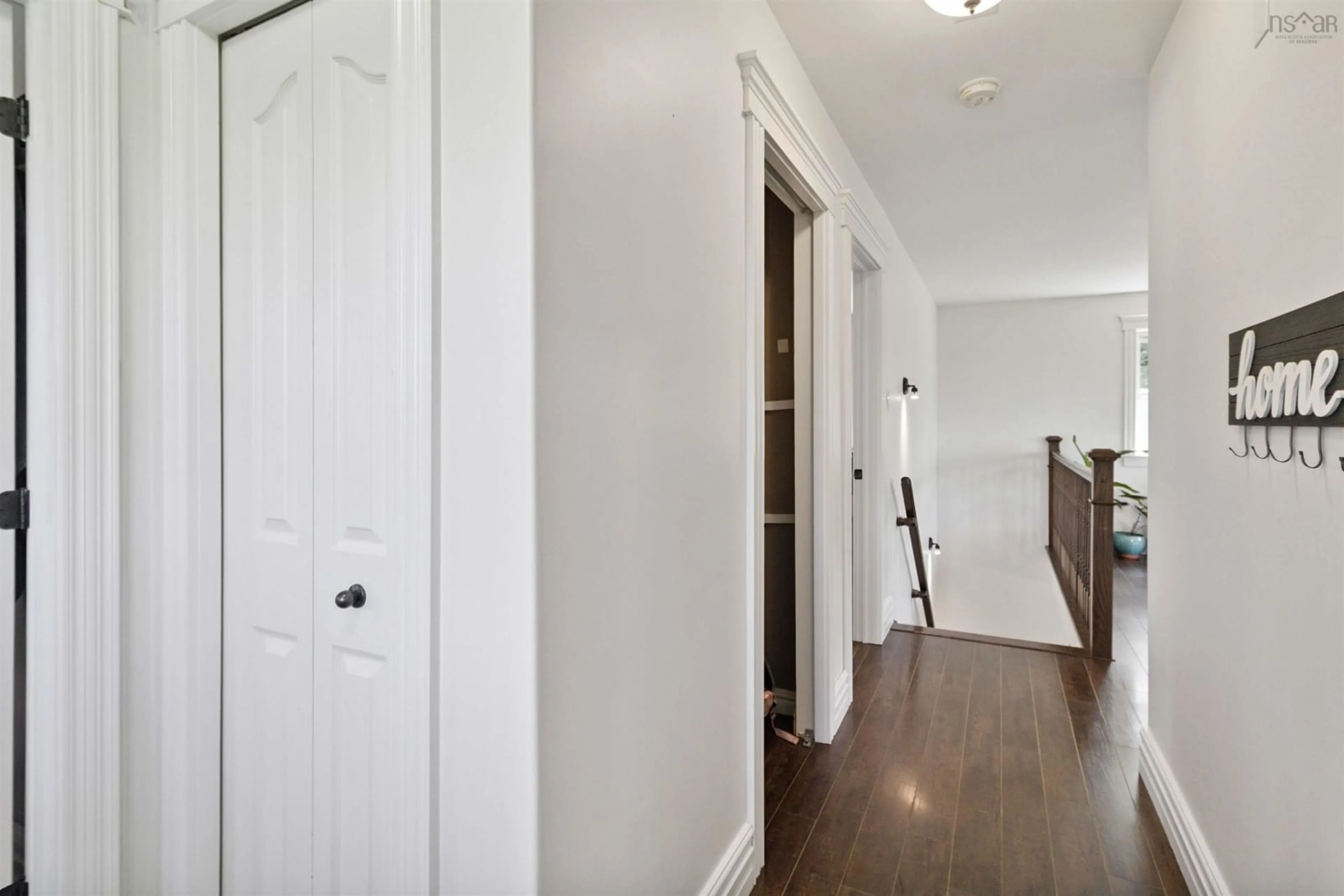 Indoor entryway for 14 Jarrett Dr, Brookside Nova Scotia B3T 1S3