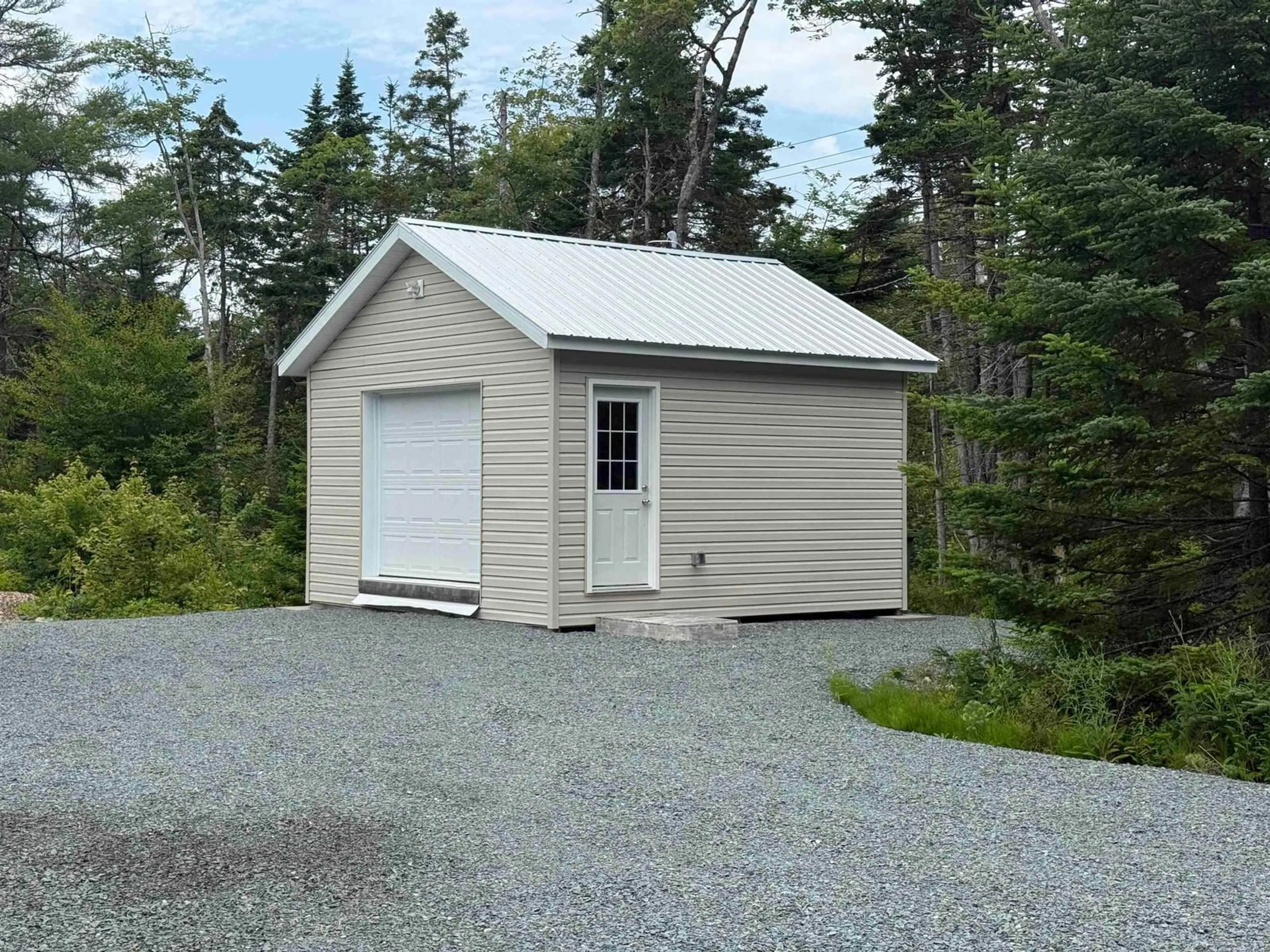 Shed for 8600 Highway 7, Musquodoboit Harbour Nova Scotia B0J 2L0