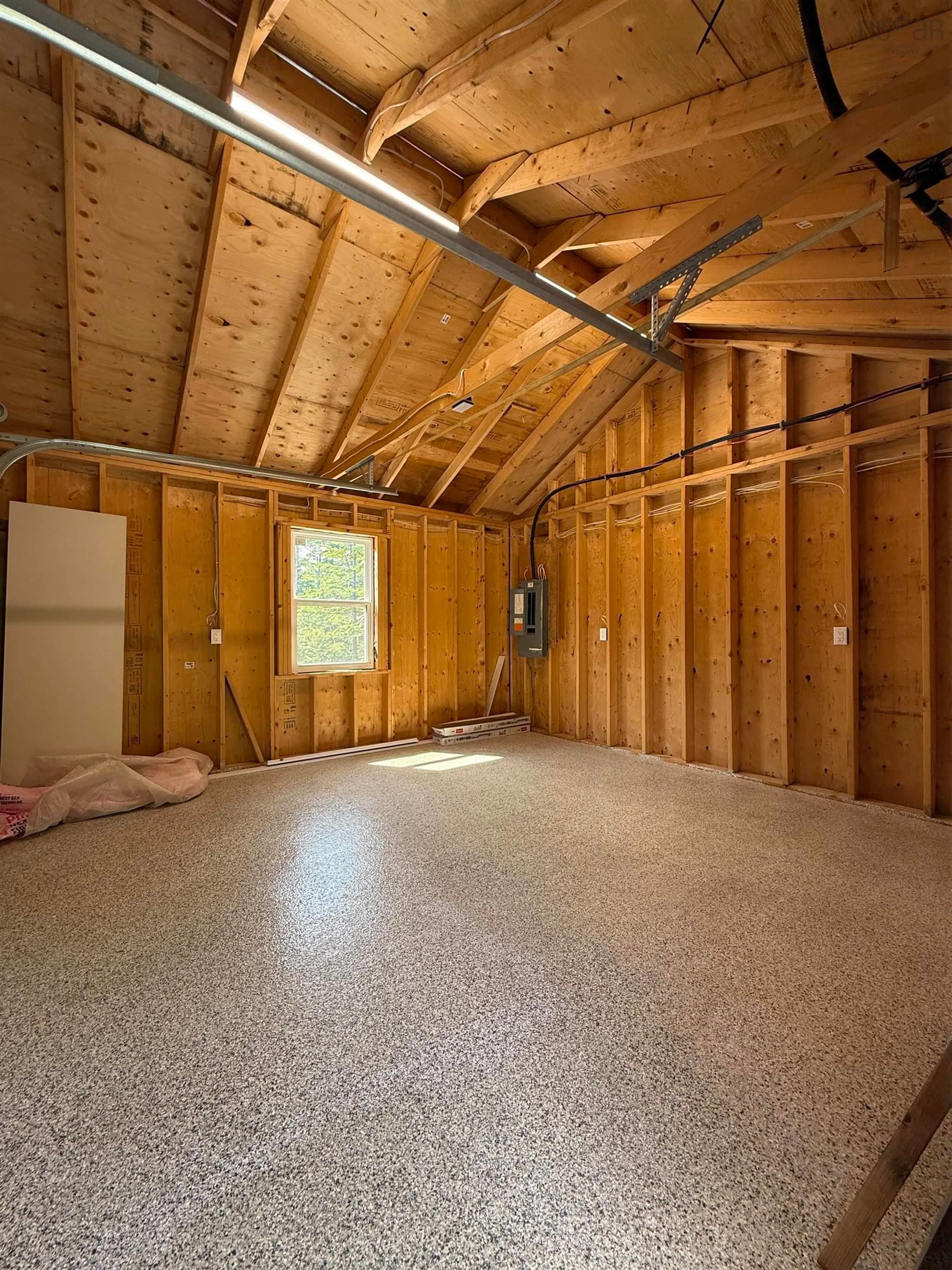 Indoor garage for 8600 Highway 7, Musquodoboit Harbour Nova Scotia B0J 2L0