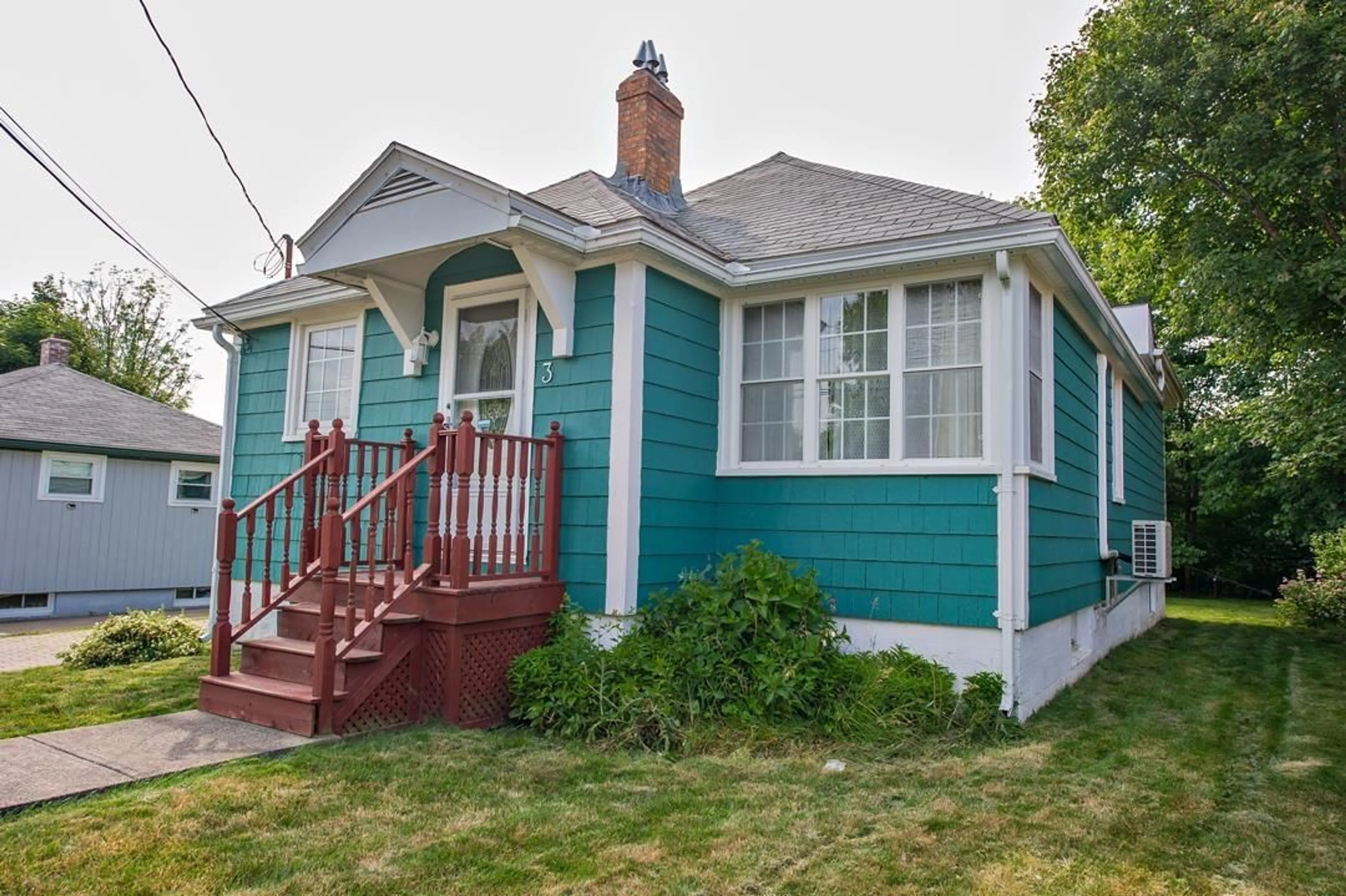 Unknown for 3 Mcneil St, Dartmouth Nova Scotia B2Y 2H2