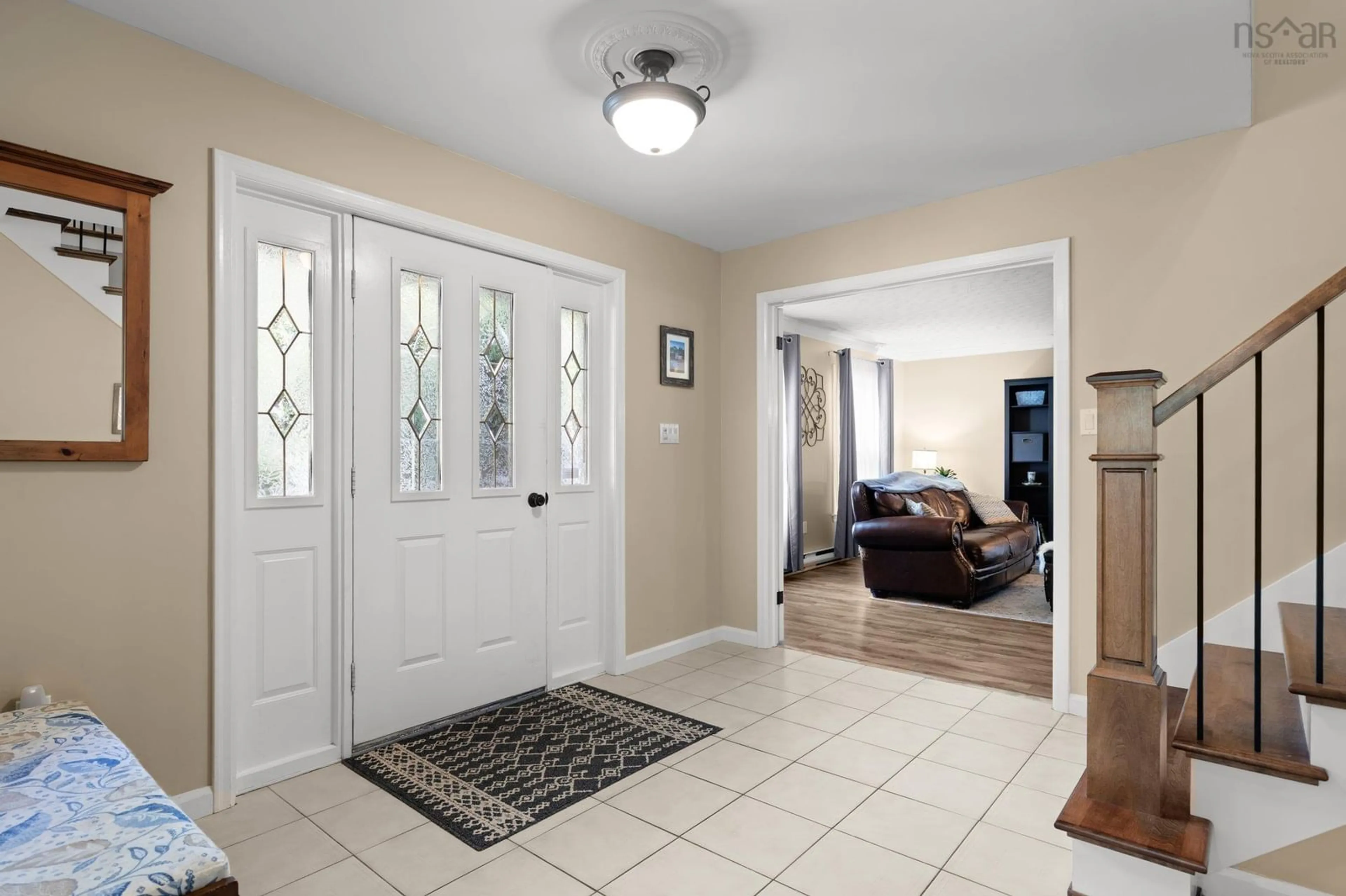Indoor entryway for 122 Riverview Cres, Bedford Nova Scotia B4A 2X4