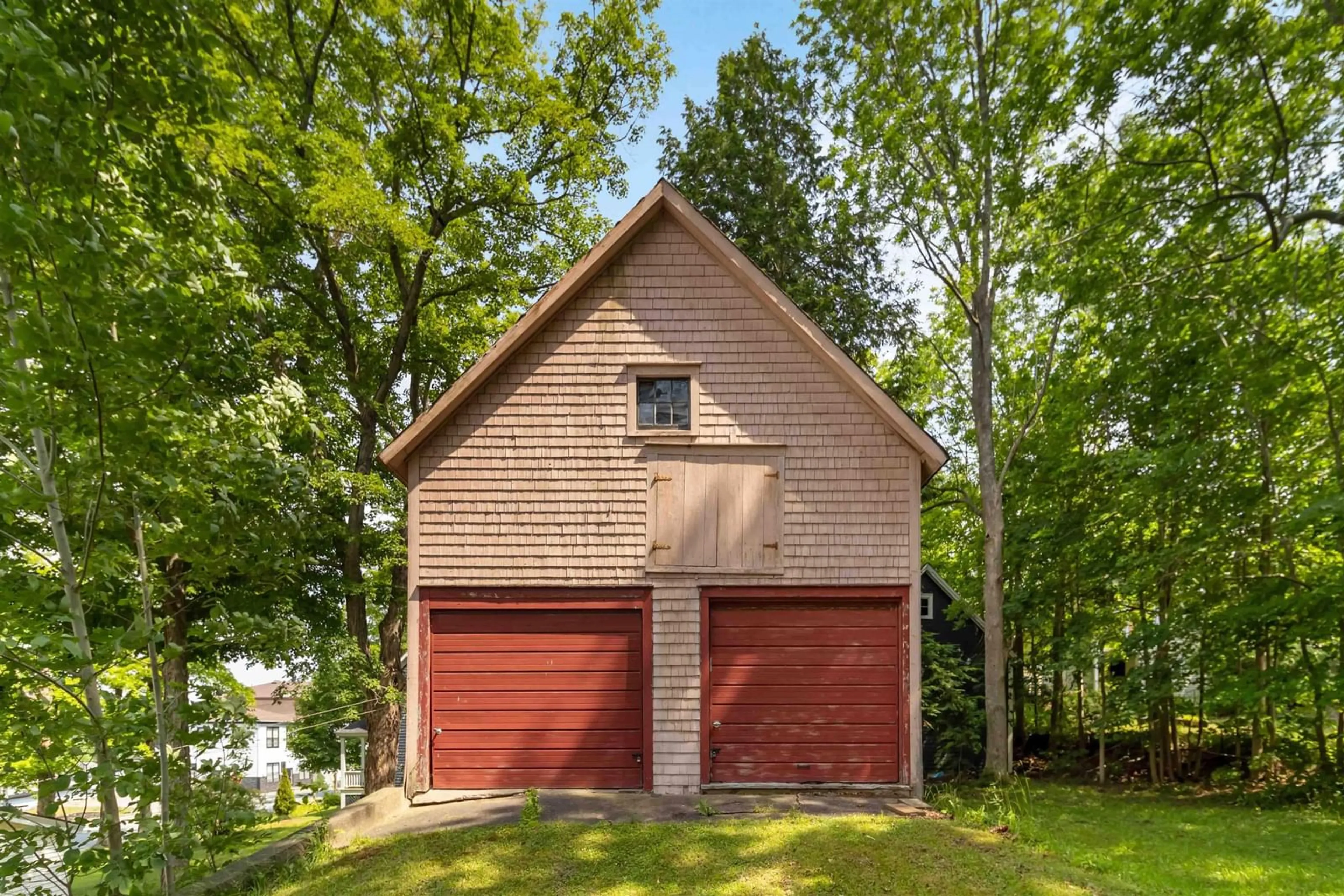 Home with brick exterior material, street for 101 Pleasant St, Bridgewater Nova Scotia B4V 1N3