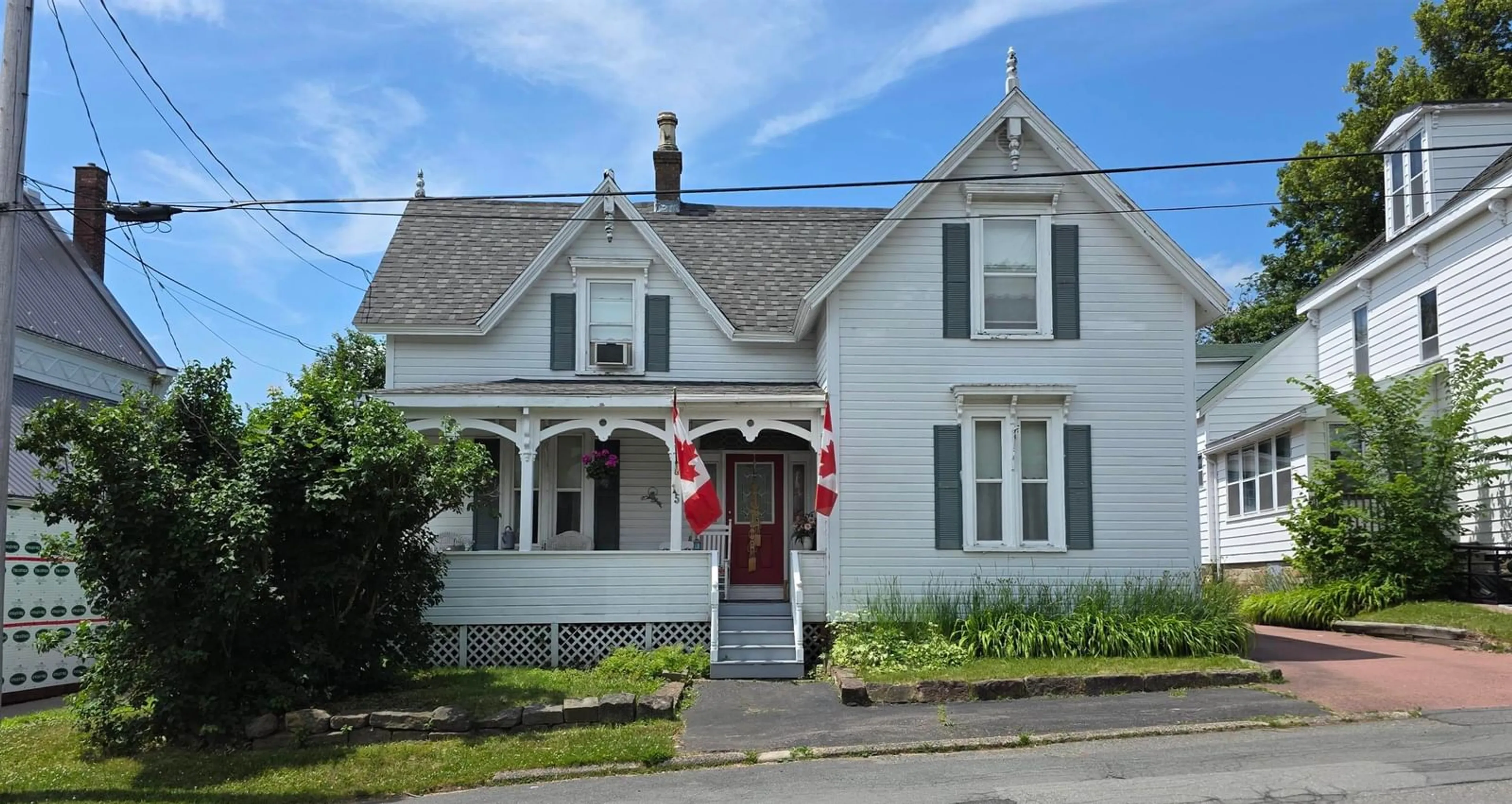Home with vinyl exterior material, street for 15 Prince St, Pictou Nova Scotia B0K 1H0