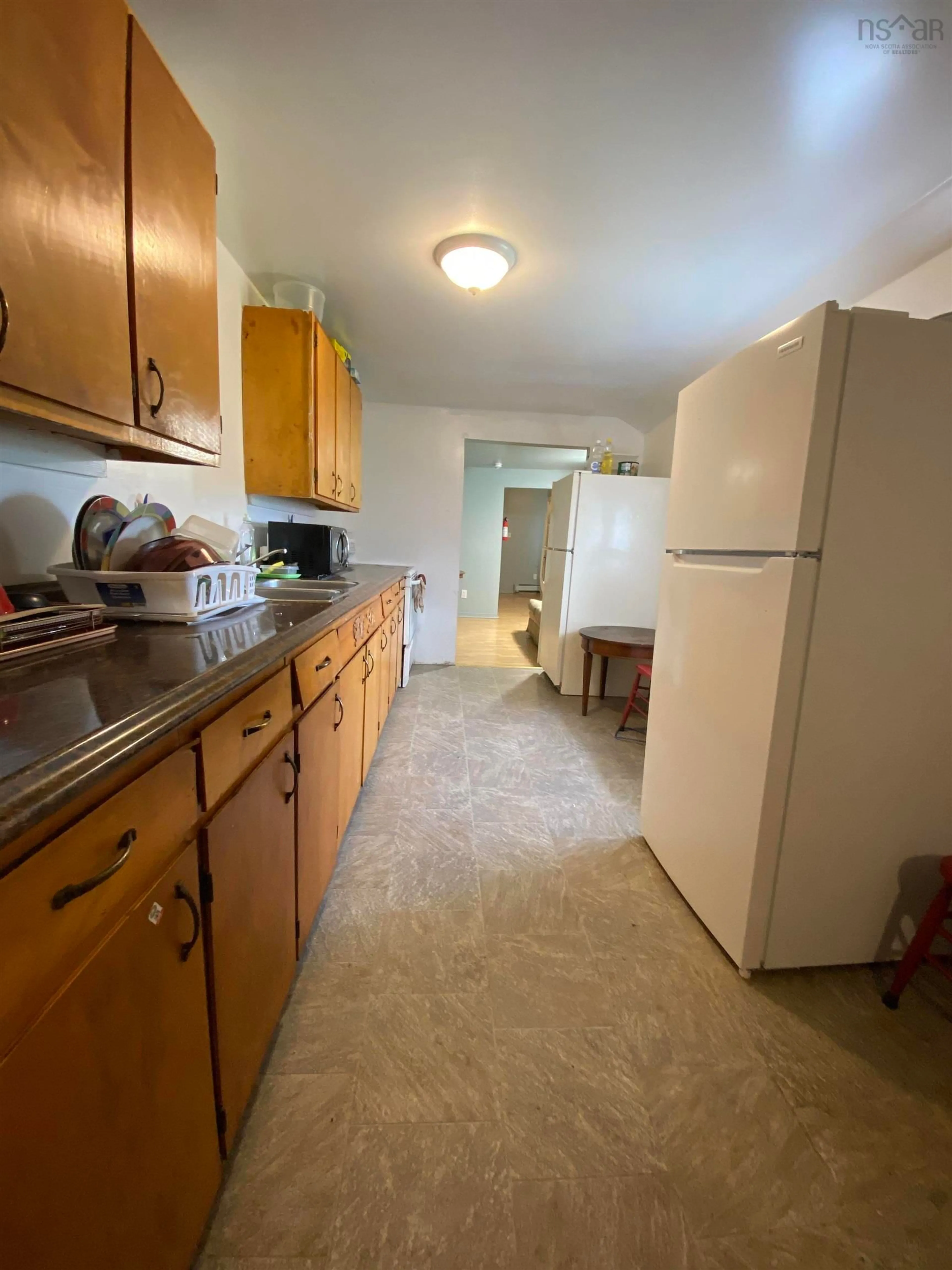 Standard kitchen, unknown for 398 Tenth St, New Waterford Nova Scotia B1H 3W7