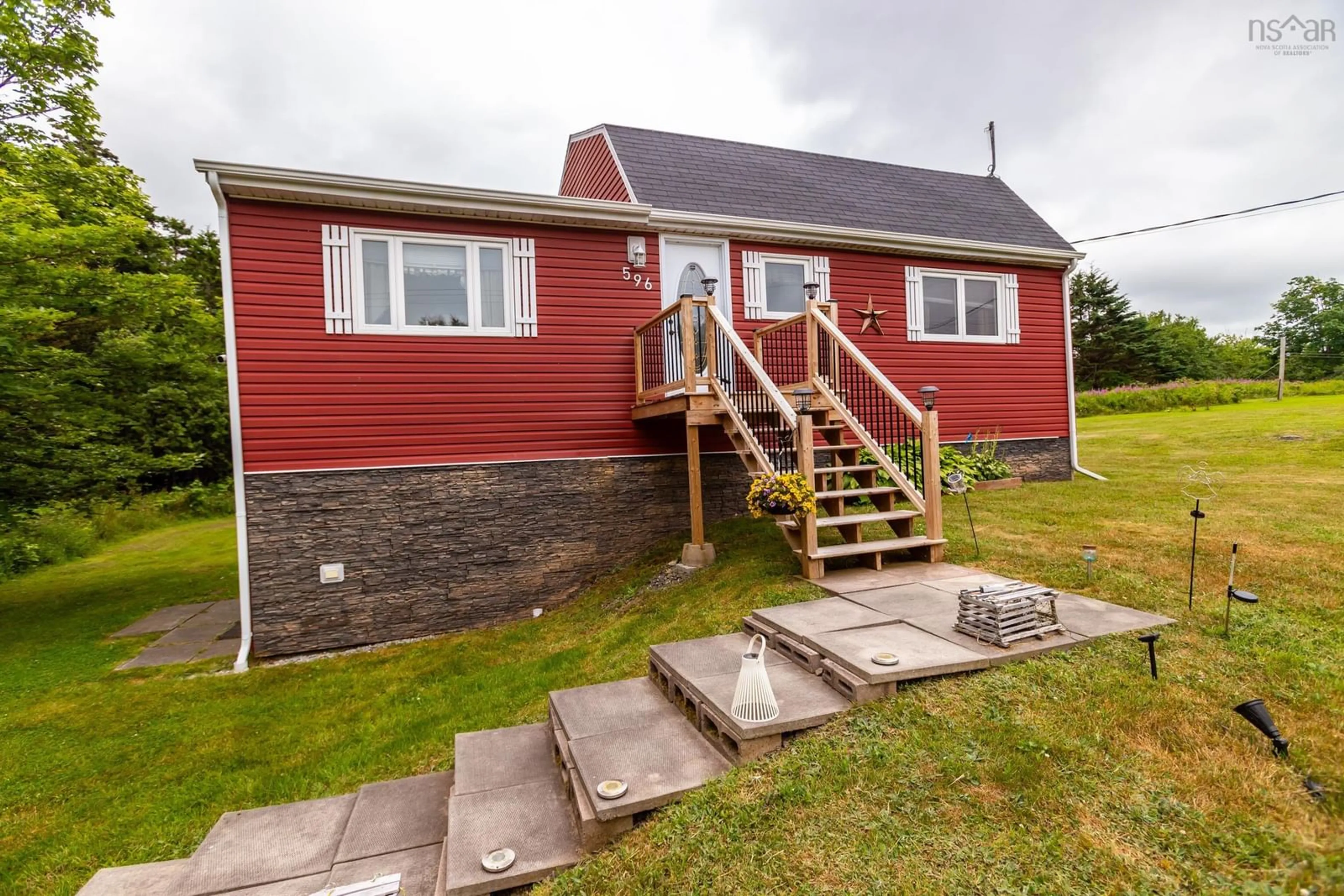 Home with vinyl exterior material, building for 596 New Edinburgh Road, New Edinburgh Nova Scotia B0W 3T0