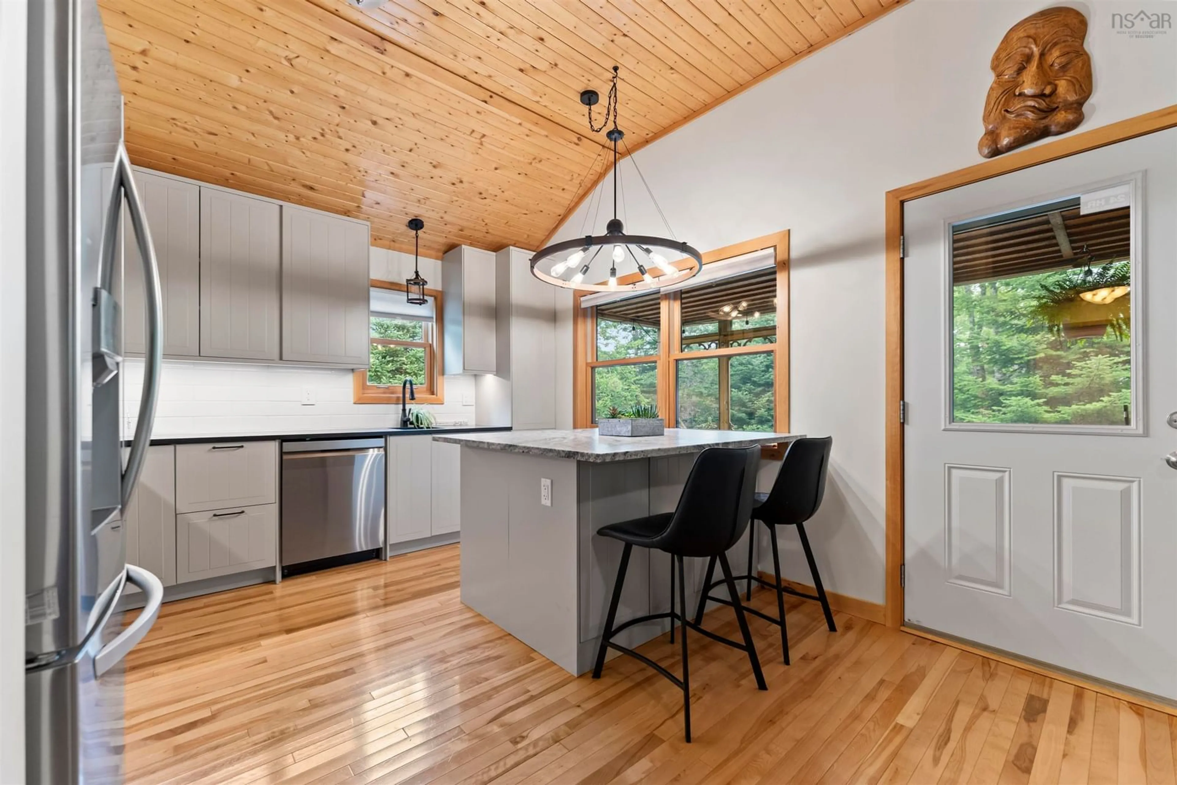 Open concept kitchen, wood/laminate floor for 141 Canyon Point Rd, Vaughan Nova Scotia B0N 2T0