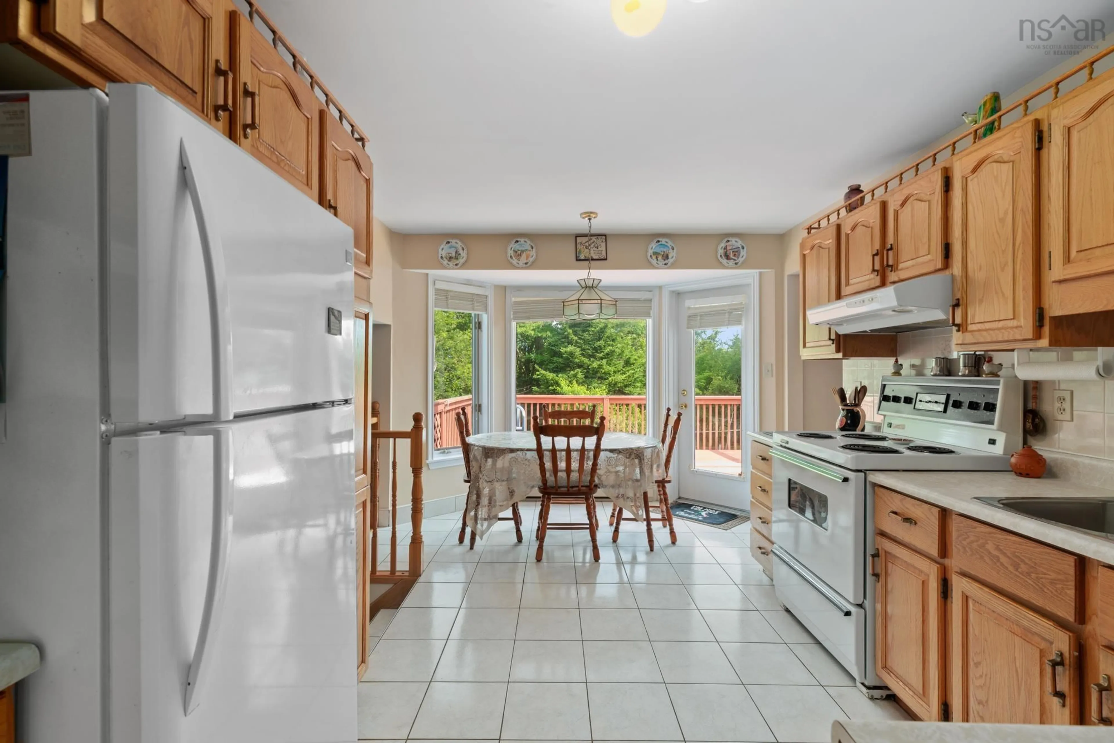 Open concept kitchen, ceramic/tile floor for 15 Turnmill Dr, Halifax Nova Scotia B3M 4H2