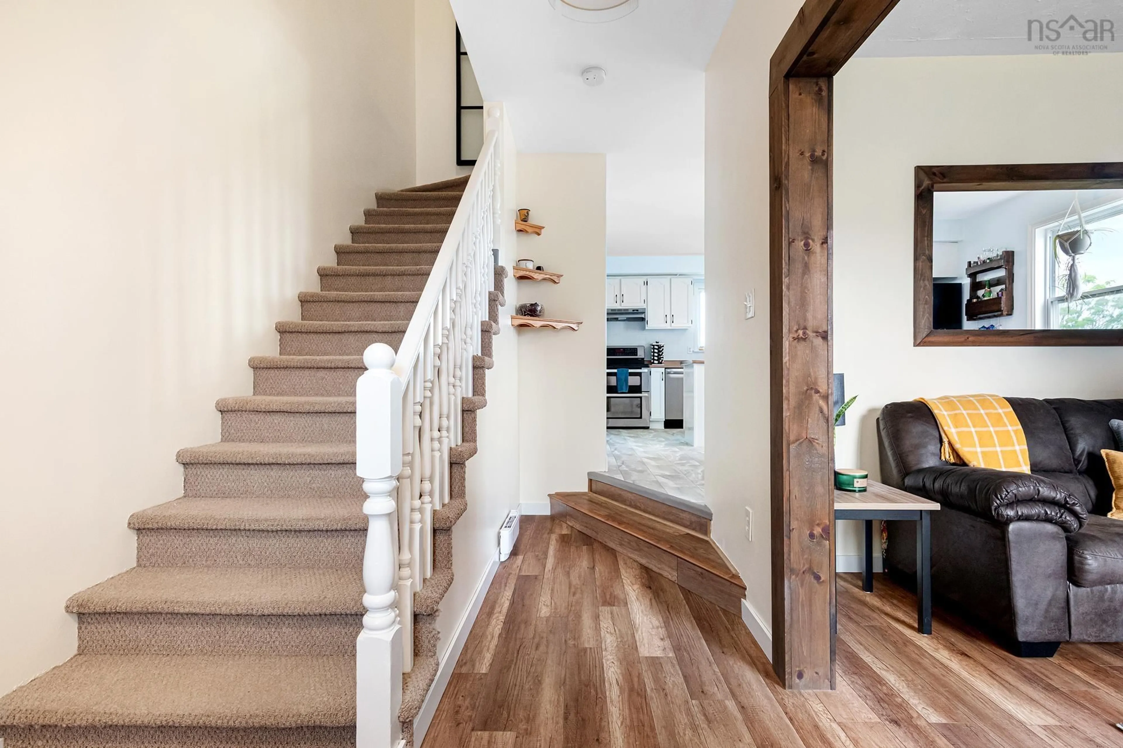 Indoor entryway for 40 Ainslie Cres, Eastern Passage Nova Scotia B3G 1G7