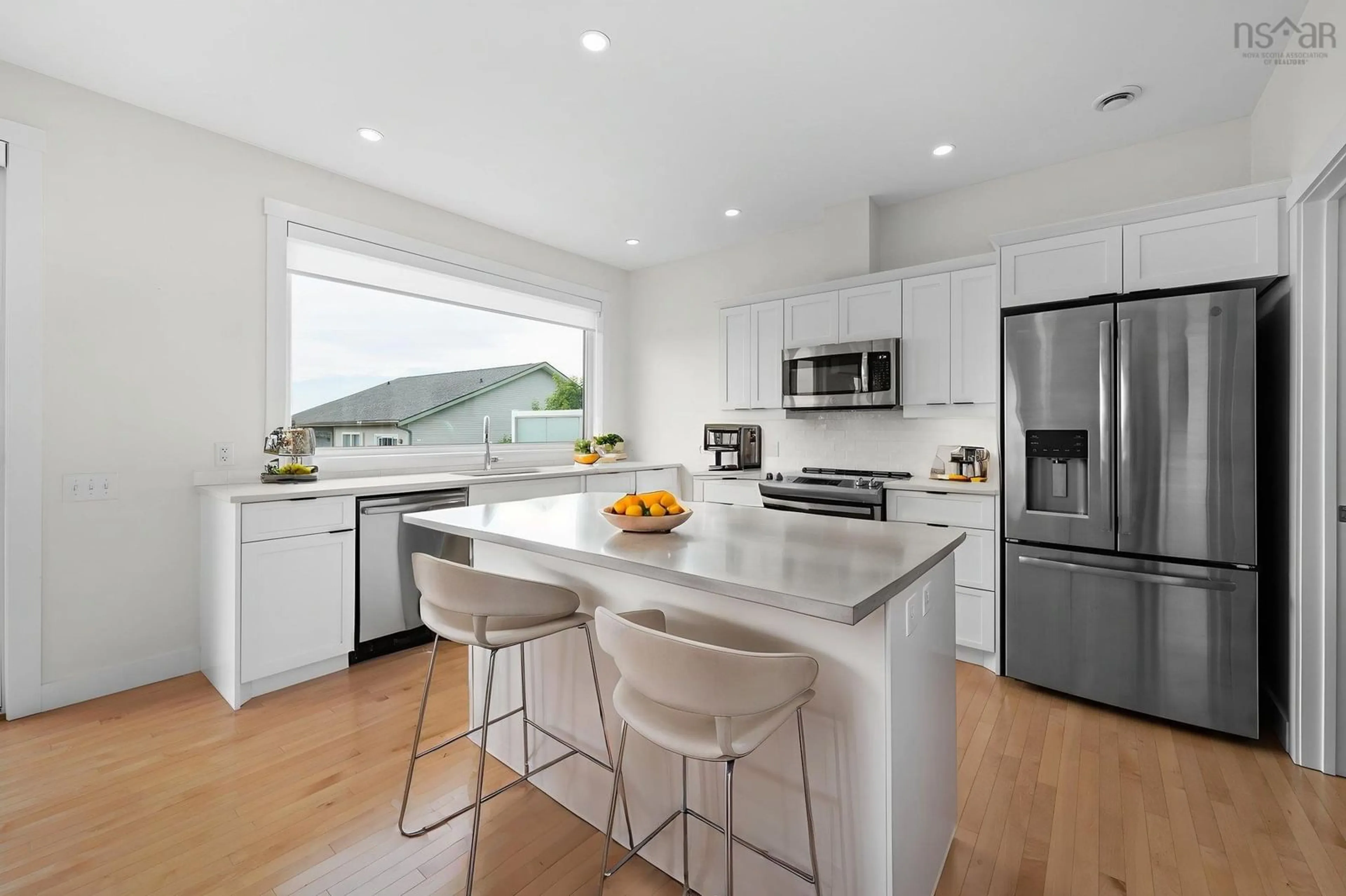 Contemporary kitchen, unknown for 106 Sailors Trail #91, Eastern Passage Nova Scotia B3G 1A1