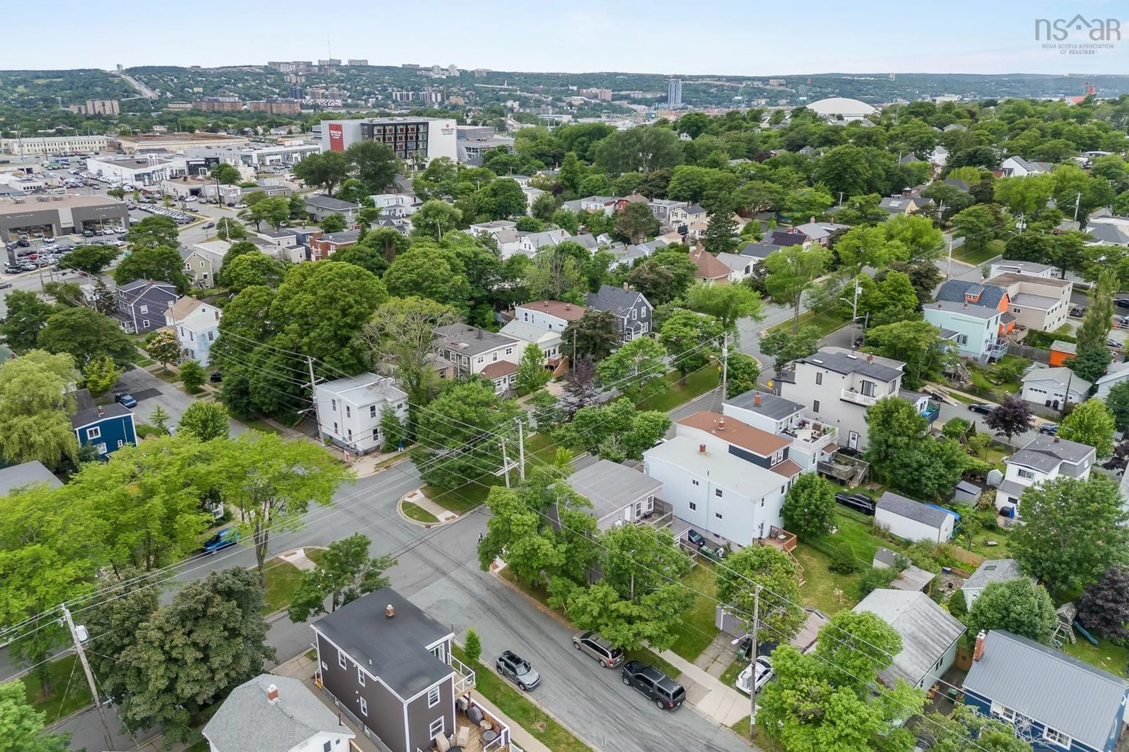 A pic from outside/outdoor area/front of a property/back of a property/a pic from drone, city buildings view from balcony for 3201 Agricola St, Halifax Nova Scotia B3K 4G9