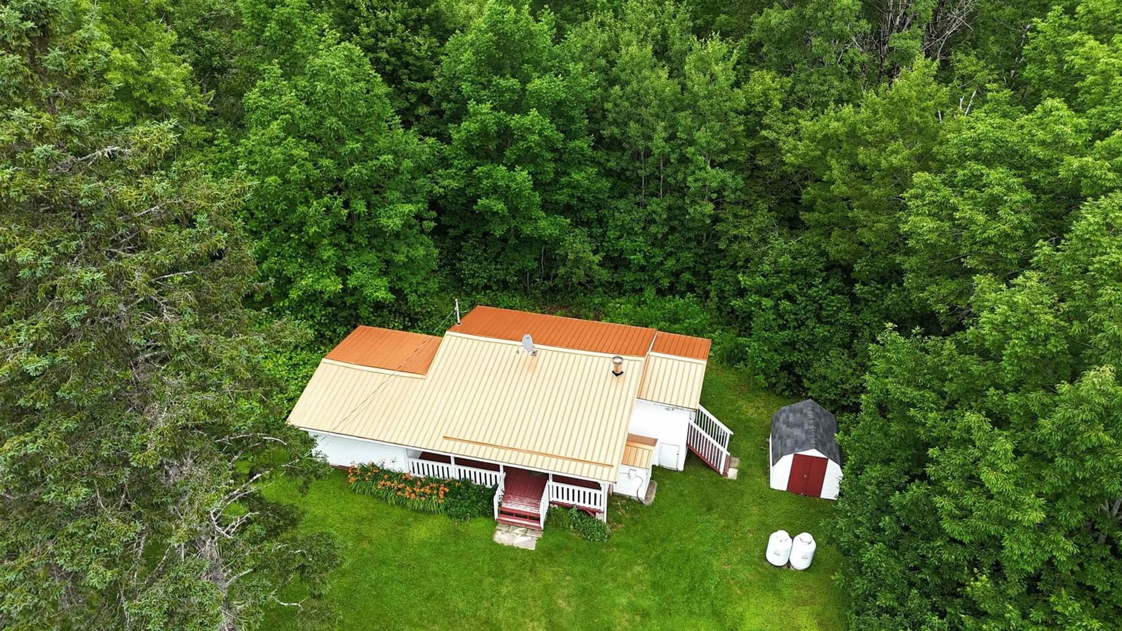 A pic from outside/outdoor area/front of a property/back of a property/a pic from drone, building for 1815 East Dalhousie Rd, East Dalhousie Nova Scotia B0R 1H0