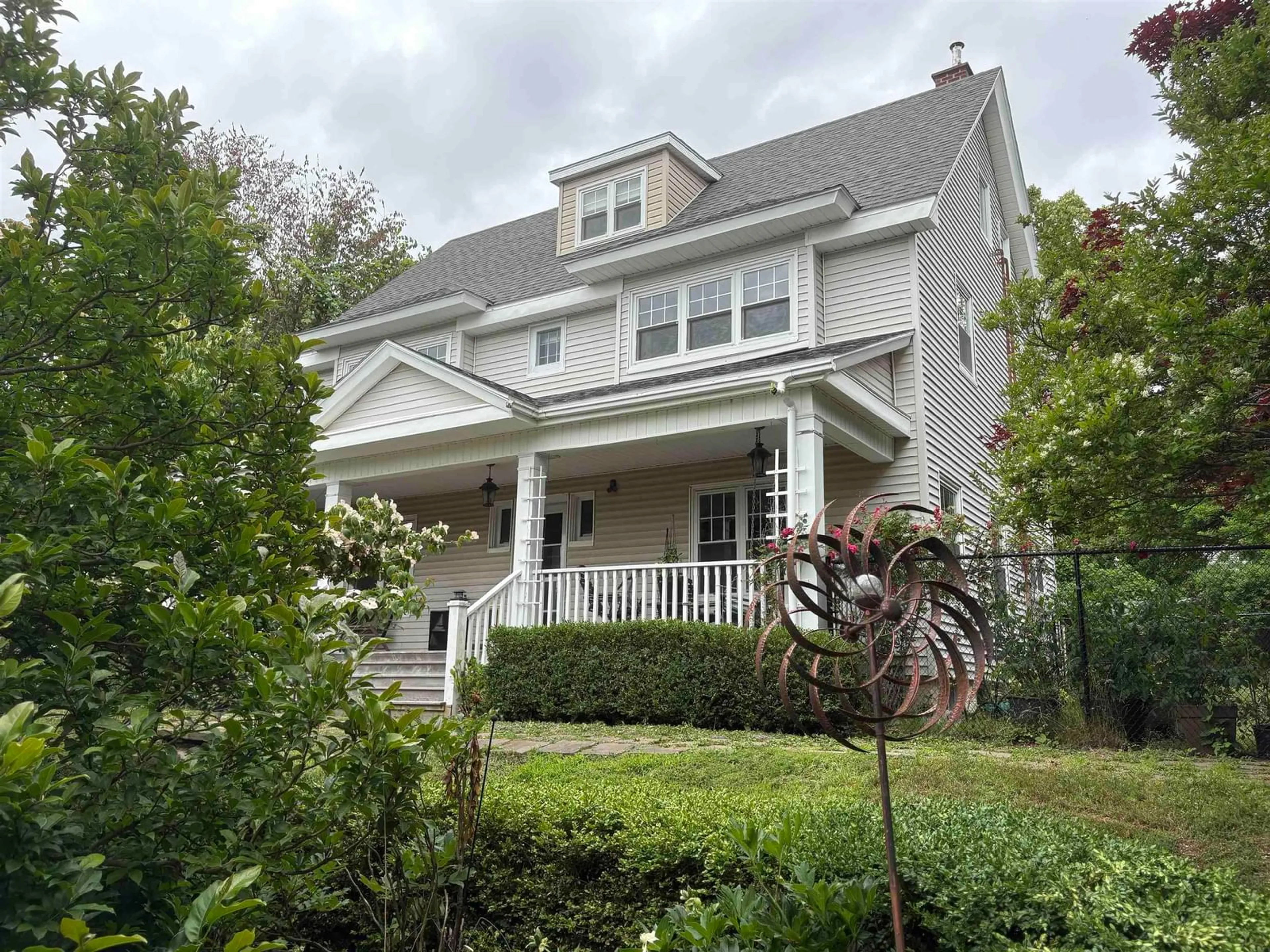 Home with vinyl exterior material, street for 370 Terrace St, New Glasgow Nova Scotia B2H 1R6