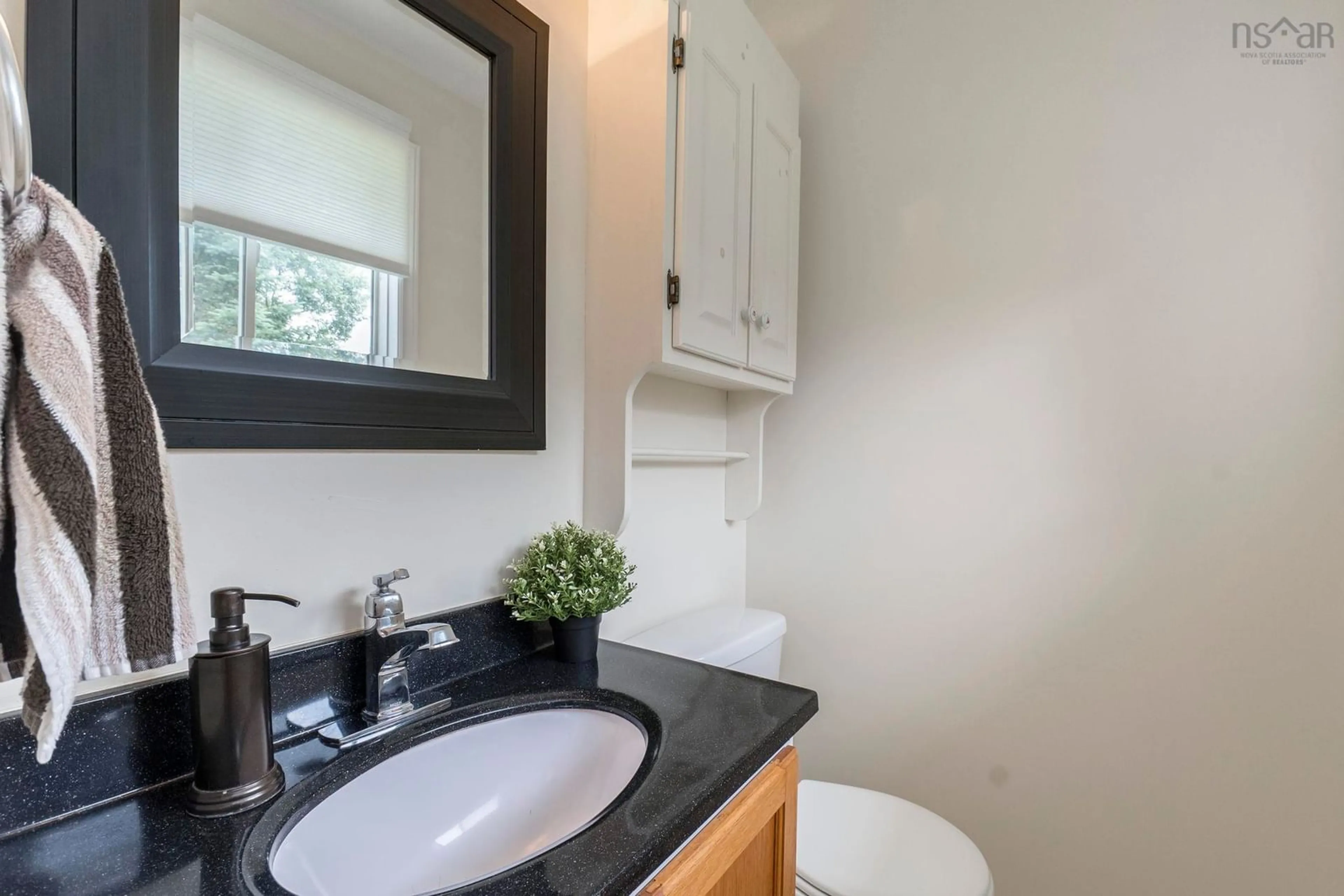 Standard bathroom, ceramic/tile floor for 1389 Highway 2, Lantz Nova Scotia B2S 1Z5
