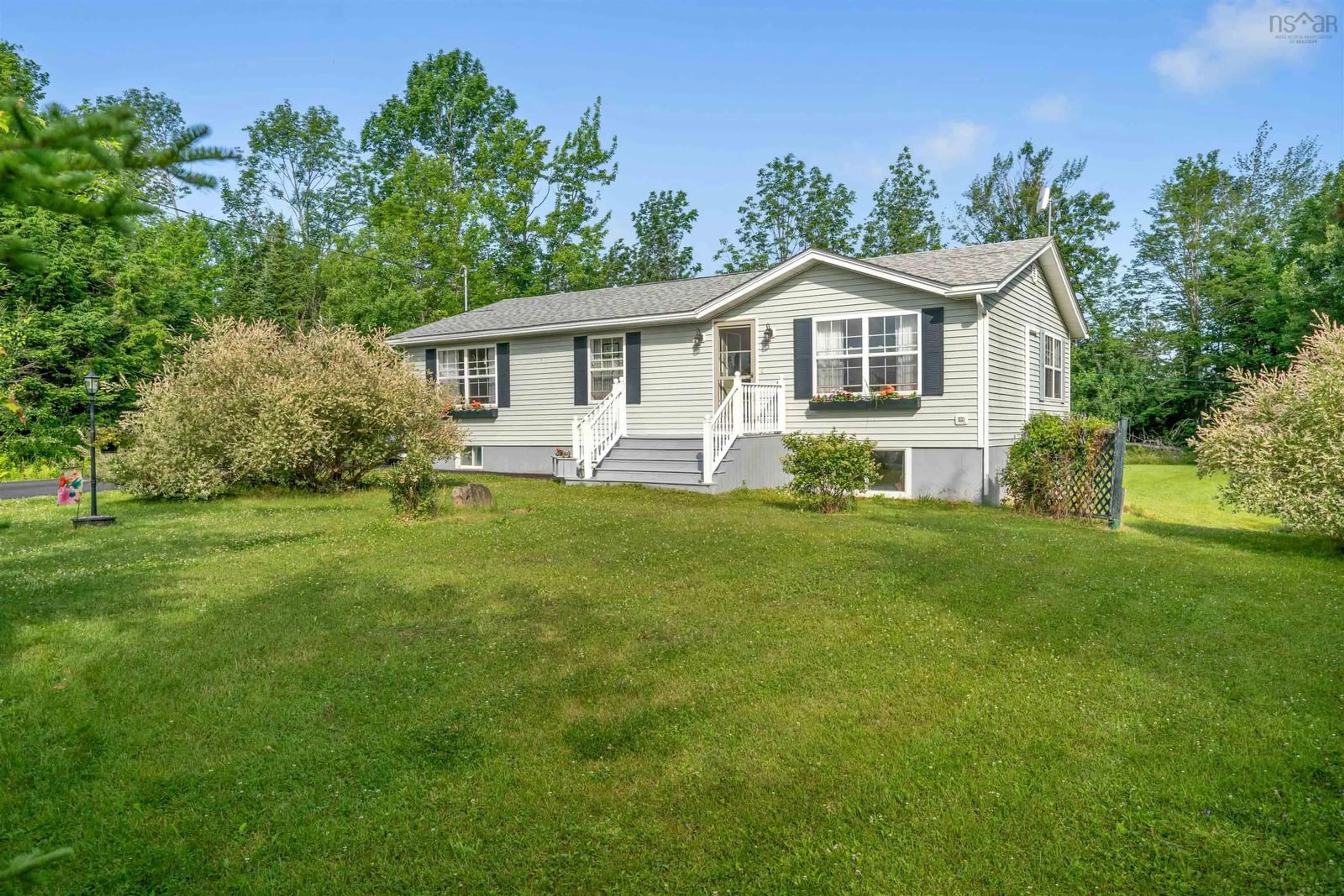 Home with vinyl exterior material, unknown for 481 Frasers Mountain Branch Rd, Woodburn Nova Scotia B2H 5C4