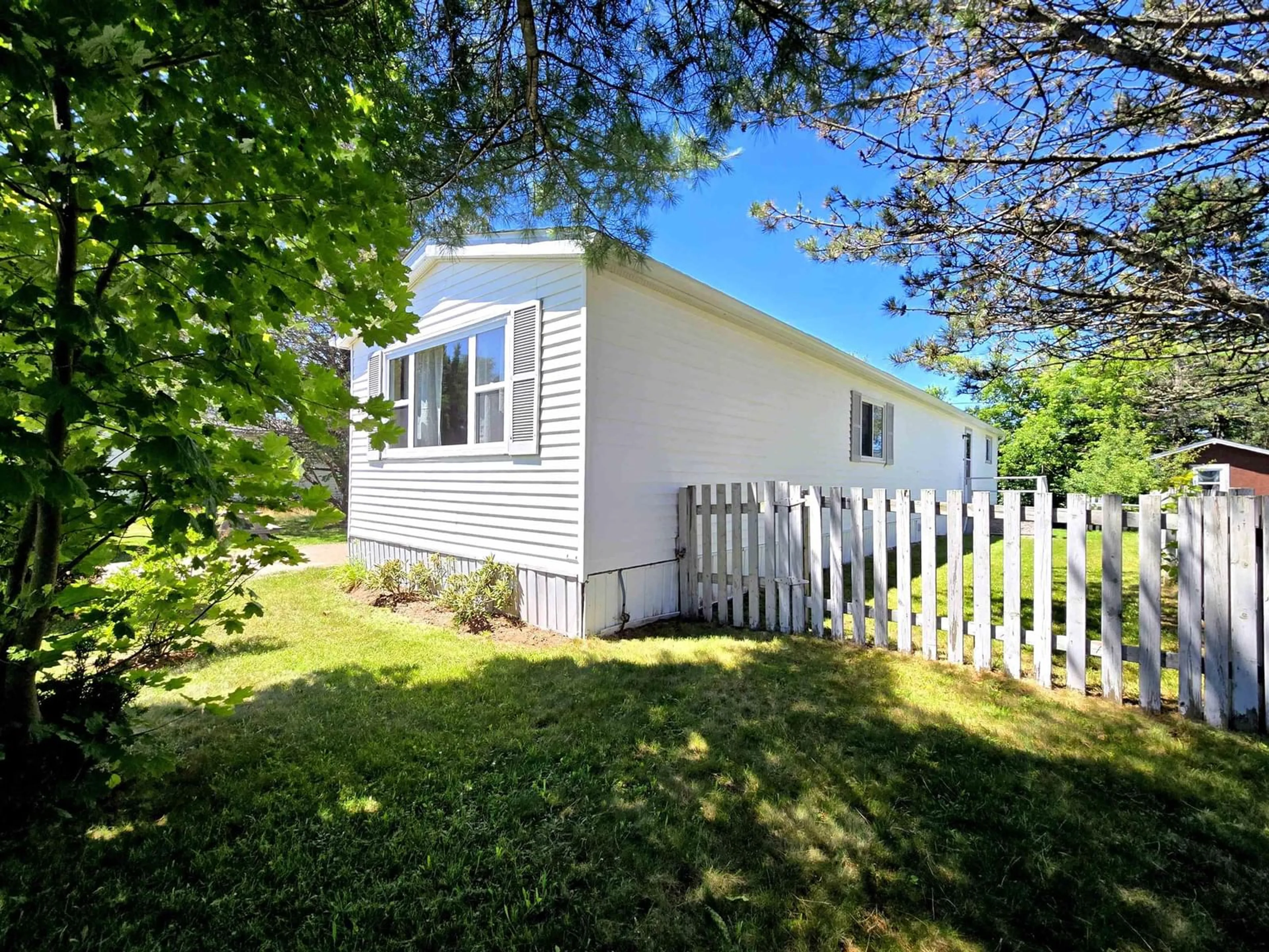 Shed for 12 Costin Dr, Amherst Nova Scotia B4H 4B6