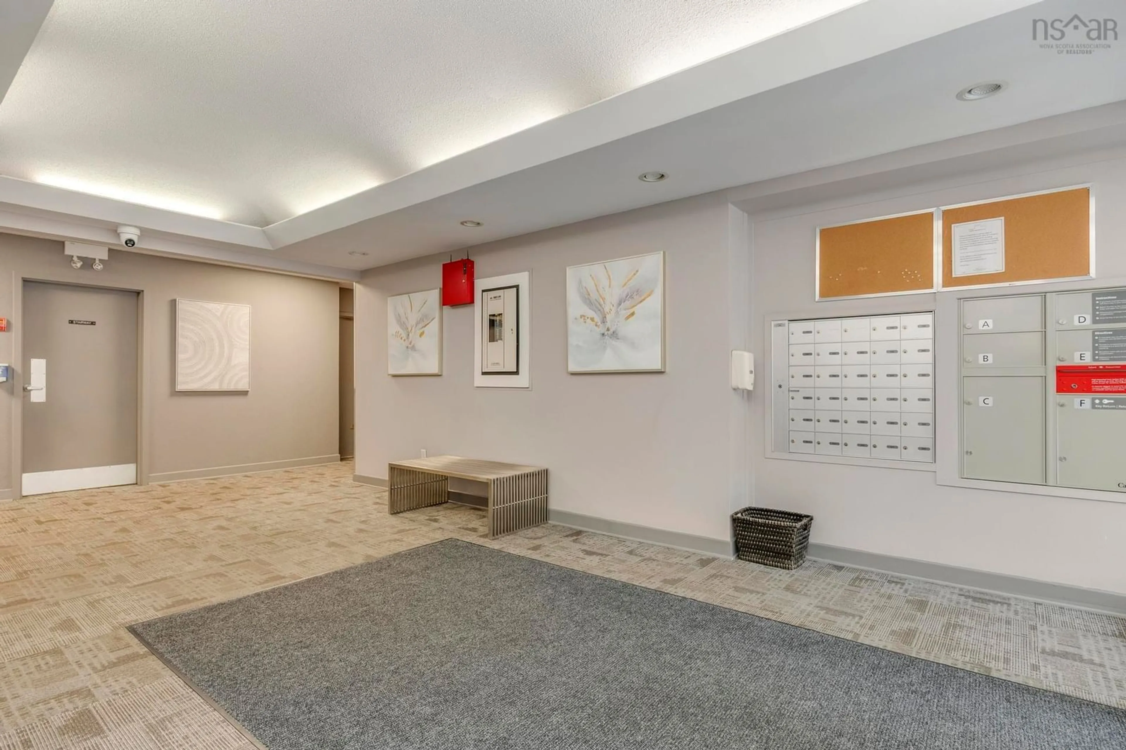 Indoor foyer for 990 Mclean St #305, Halifax Nova Scotia B3H 2V1