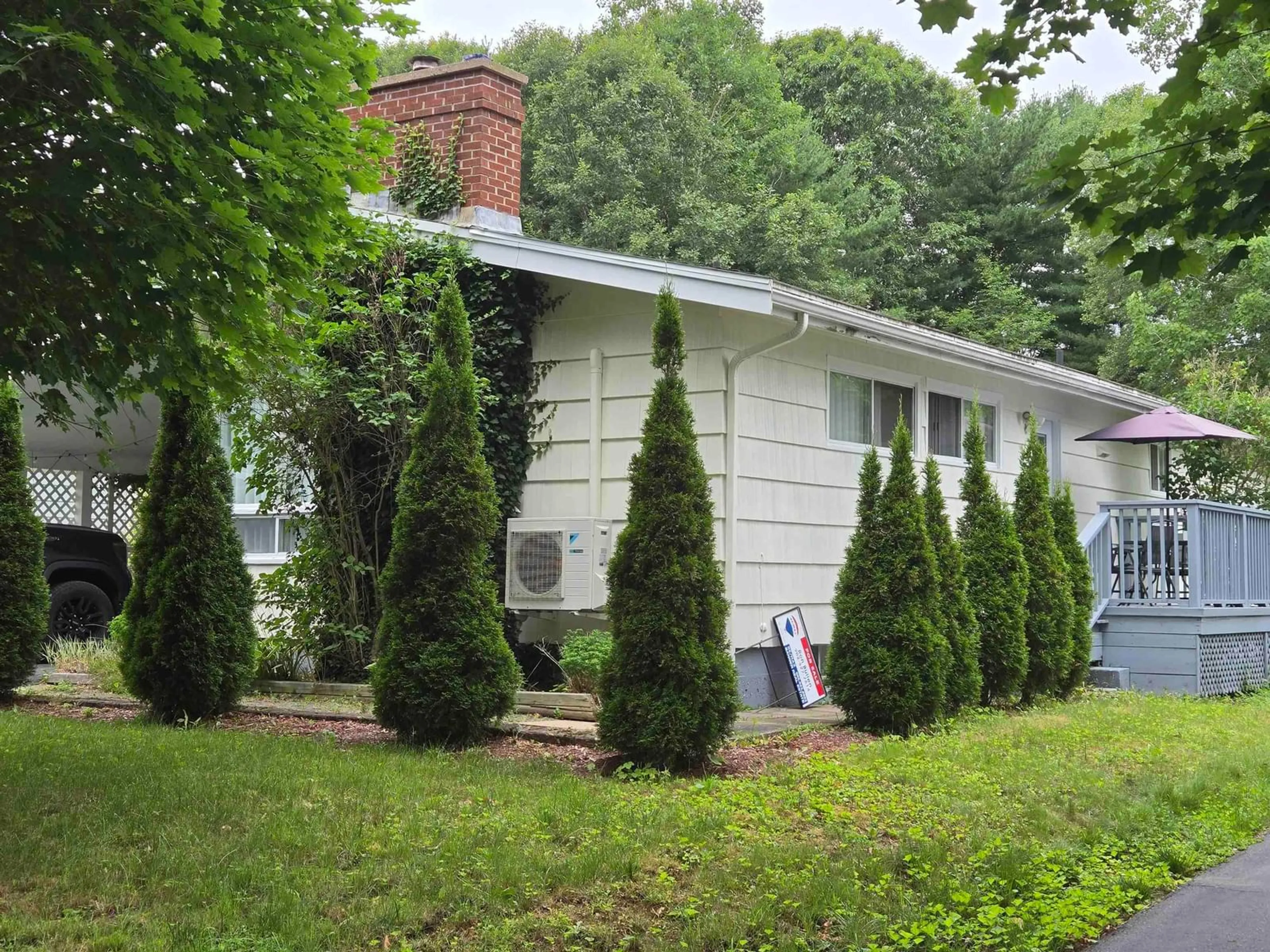 Home with vinyl exterior material, unknown for 32 Murray Dr, Bridgewater Nova Scotia B4V 2M7