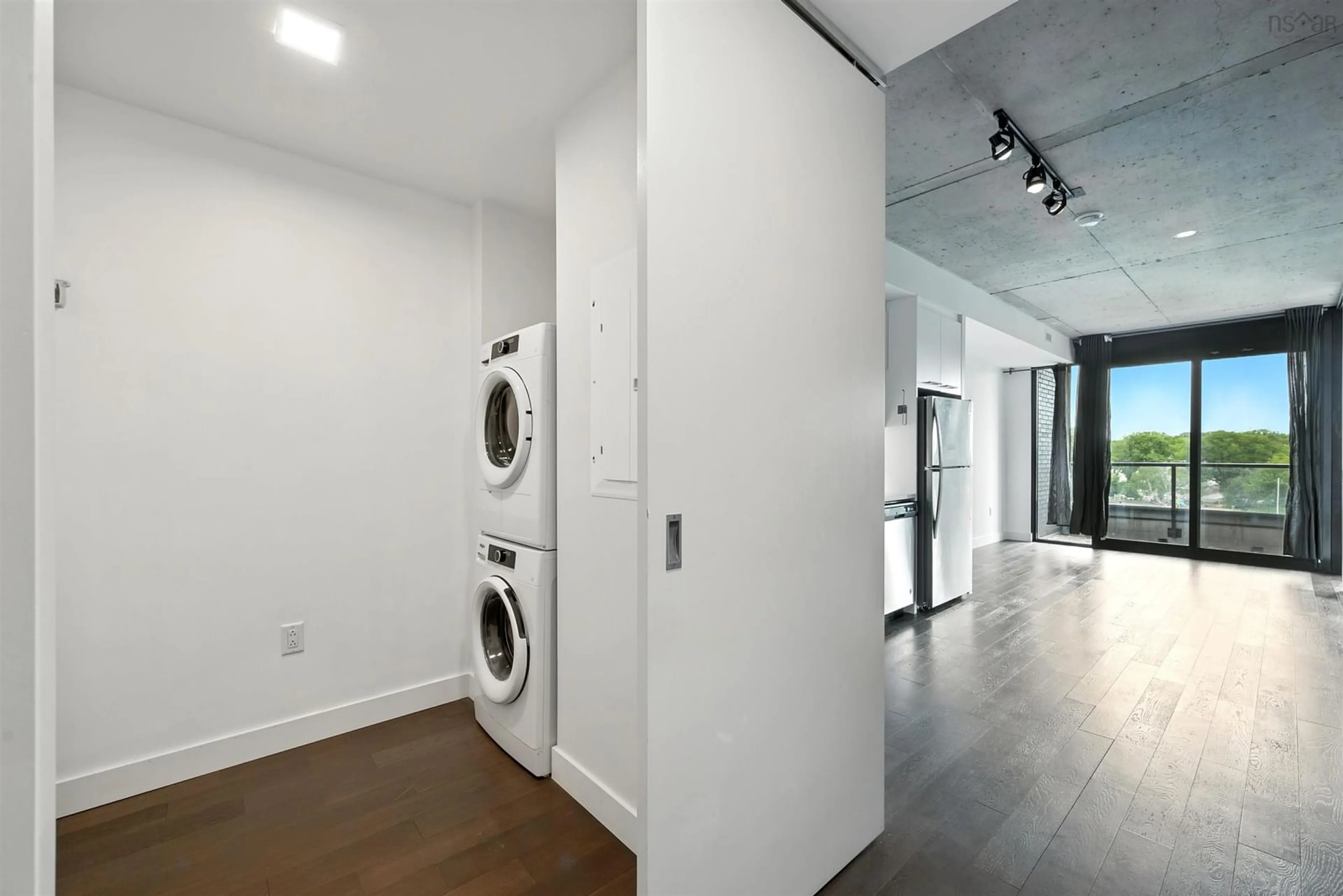 Laundry room for 1048 Wellington St #519, Halifax Nova Scotia B3H 2Z8