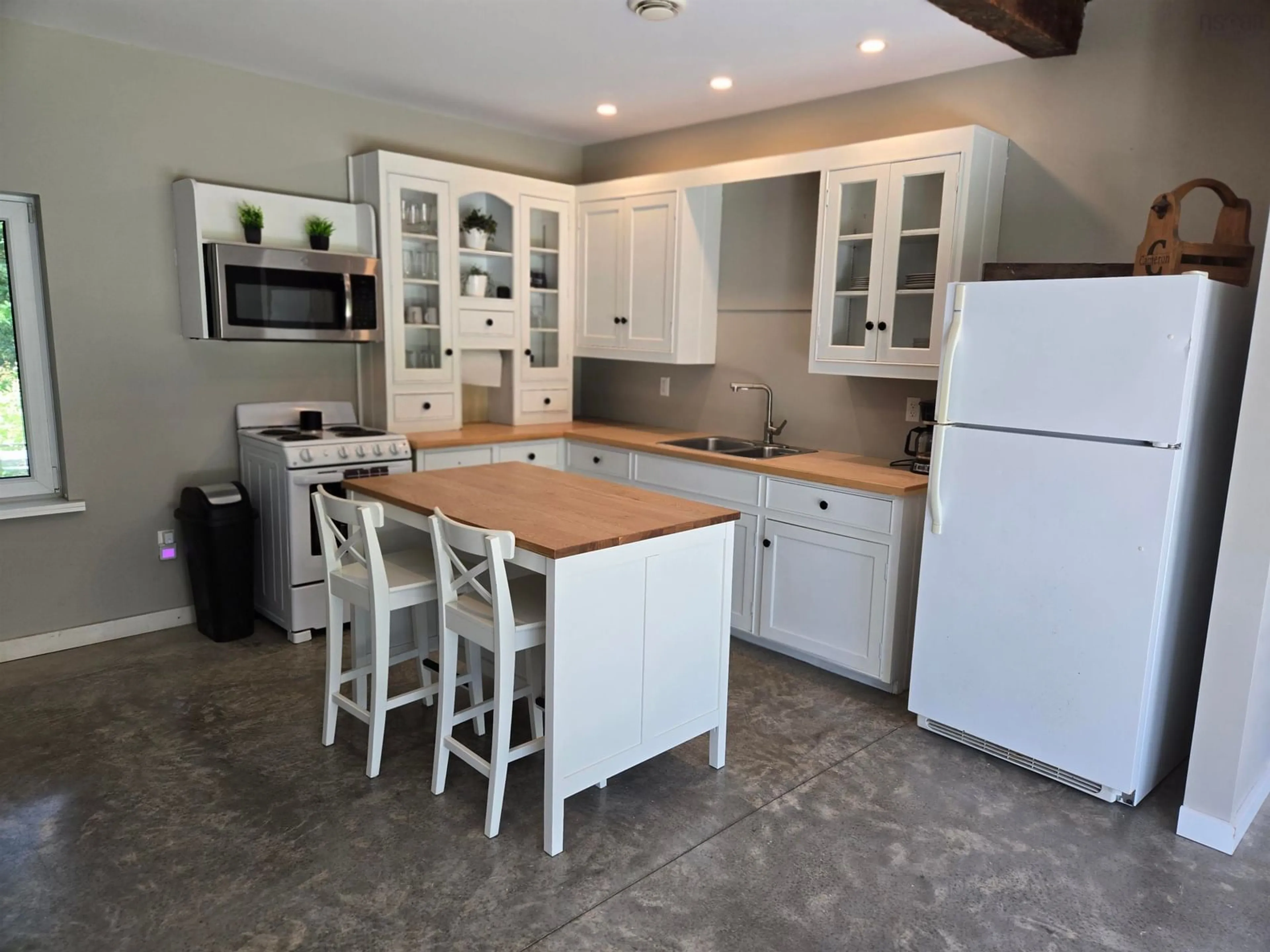 Open concept kitchen, ceramic/tile floor for 6560 Highway 332, Upper Lahave Nova Scotia B4V 7B4