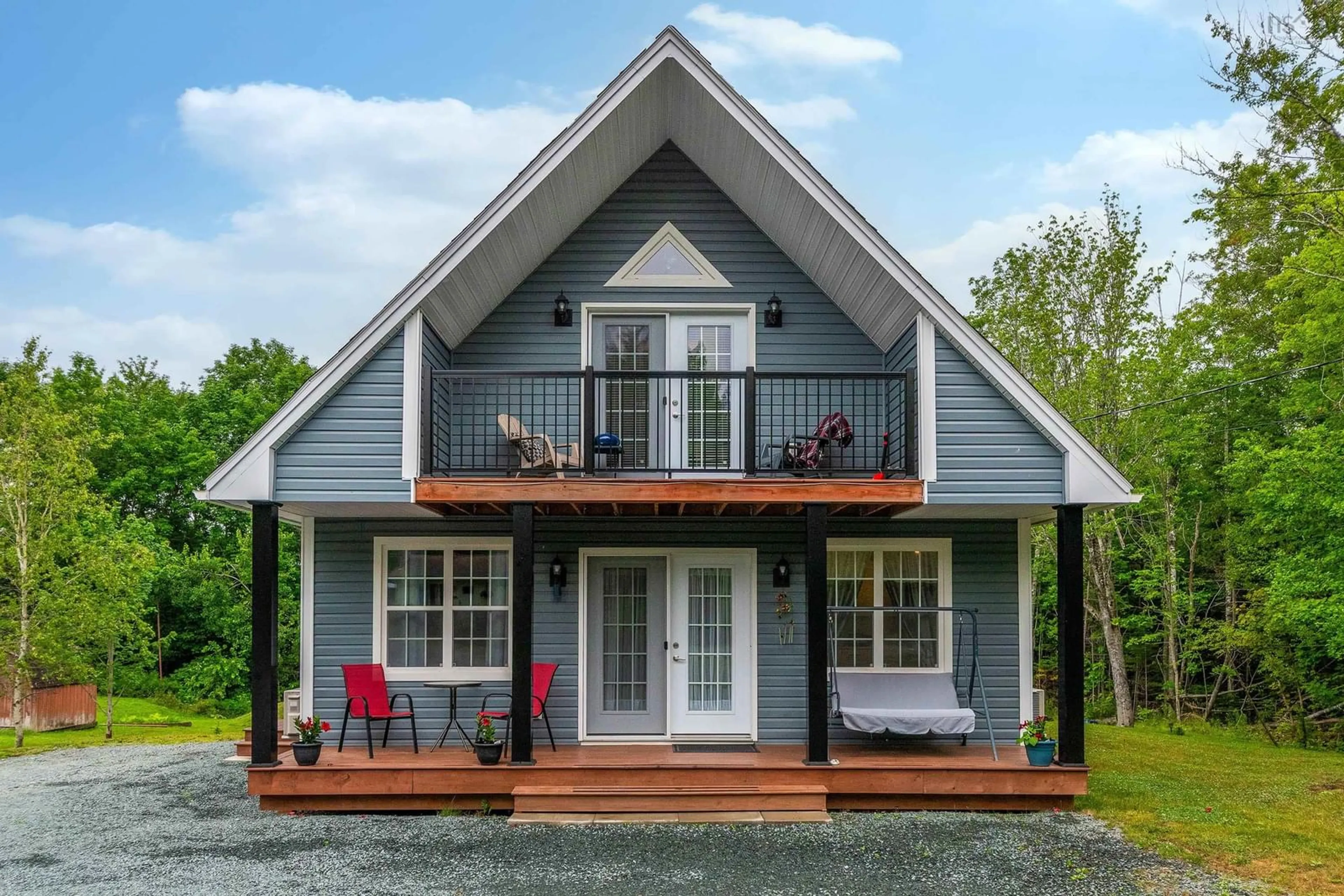 Home with vinyl exterior material, unknown for 162 Halls Rd, Enfield Nova Scotia B2T 1C4