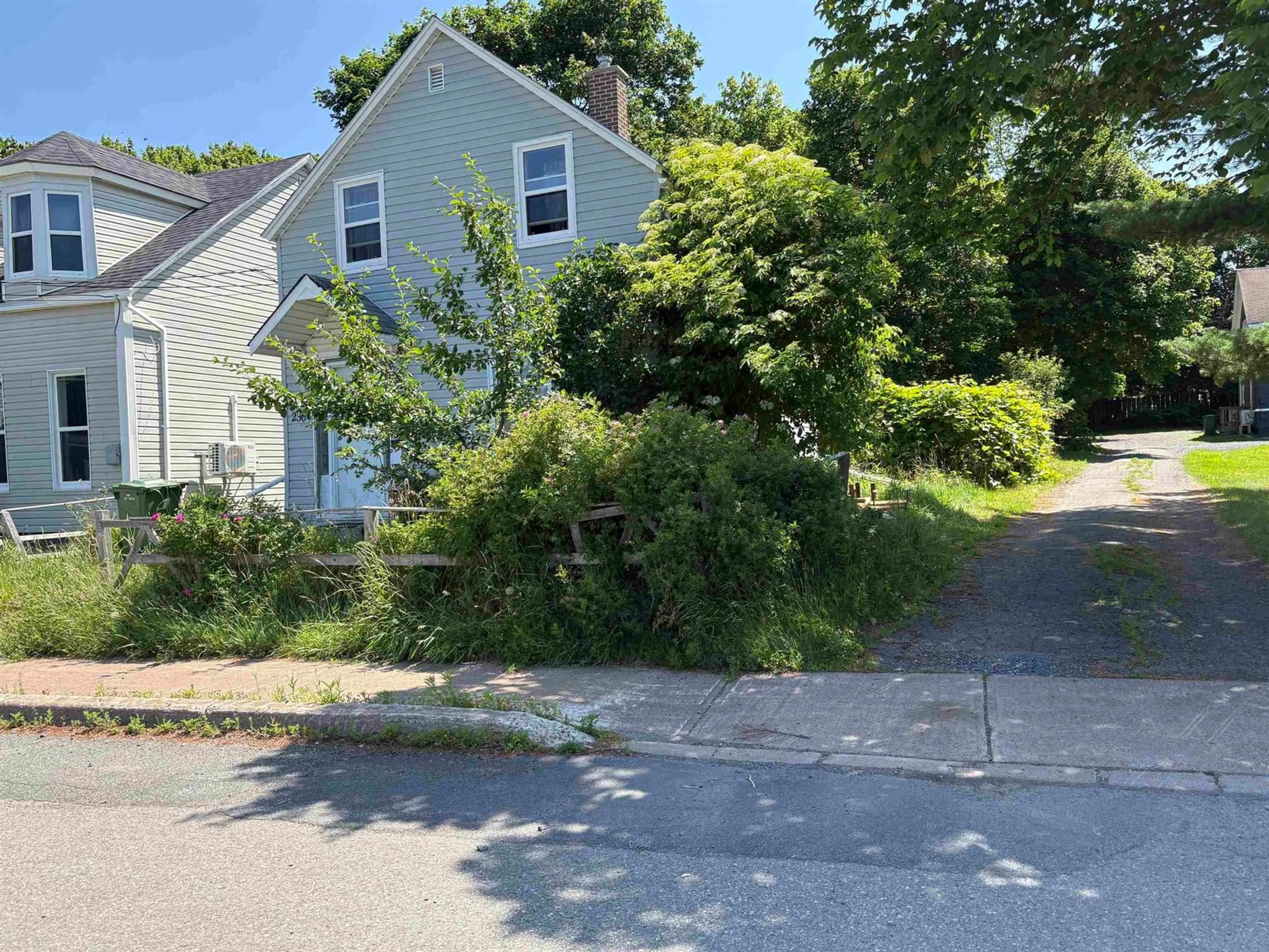 Unknown for 236 James St, New Glasgow Nova Scotia B2H 2Z1