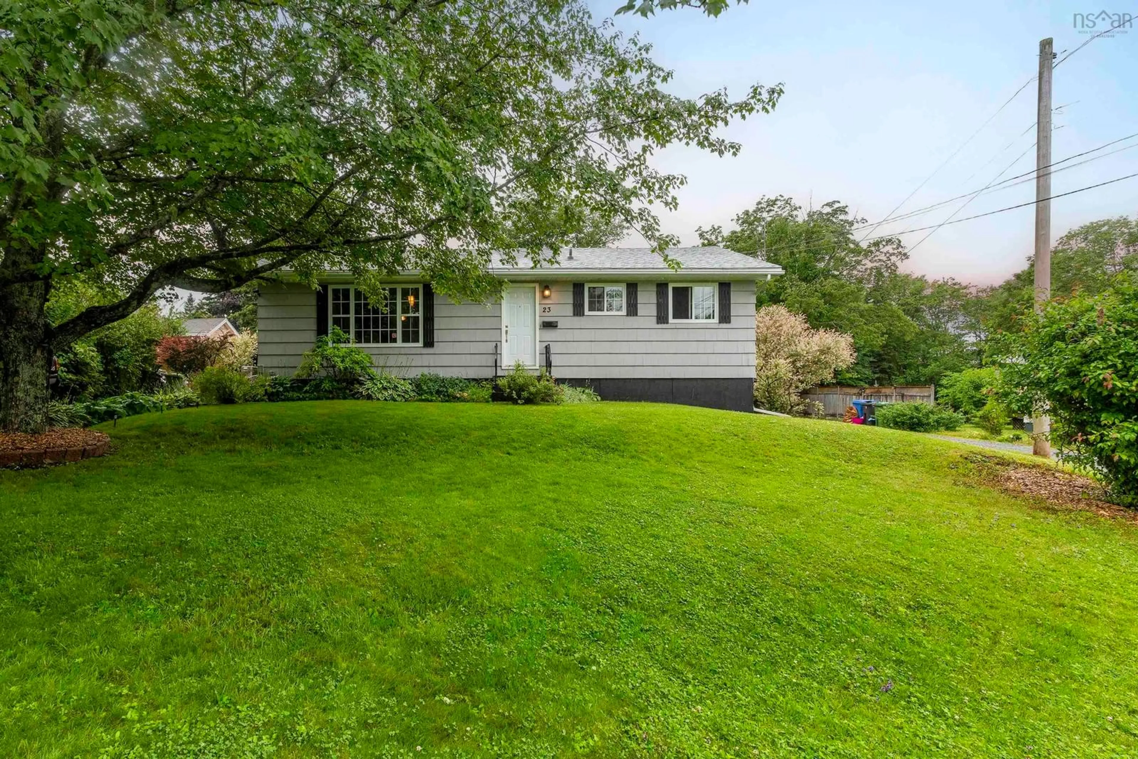 Home with vinyl exterior material, unknown for 23 Odell Dr, Cole Harbour Nova Scotia B2W 3T3