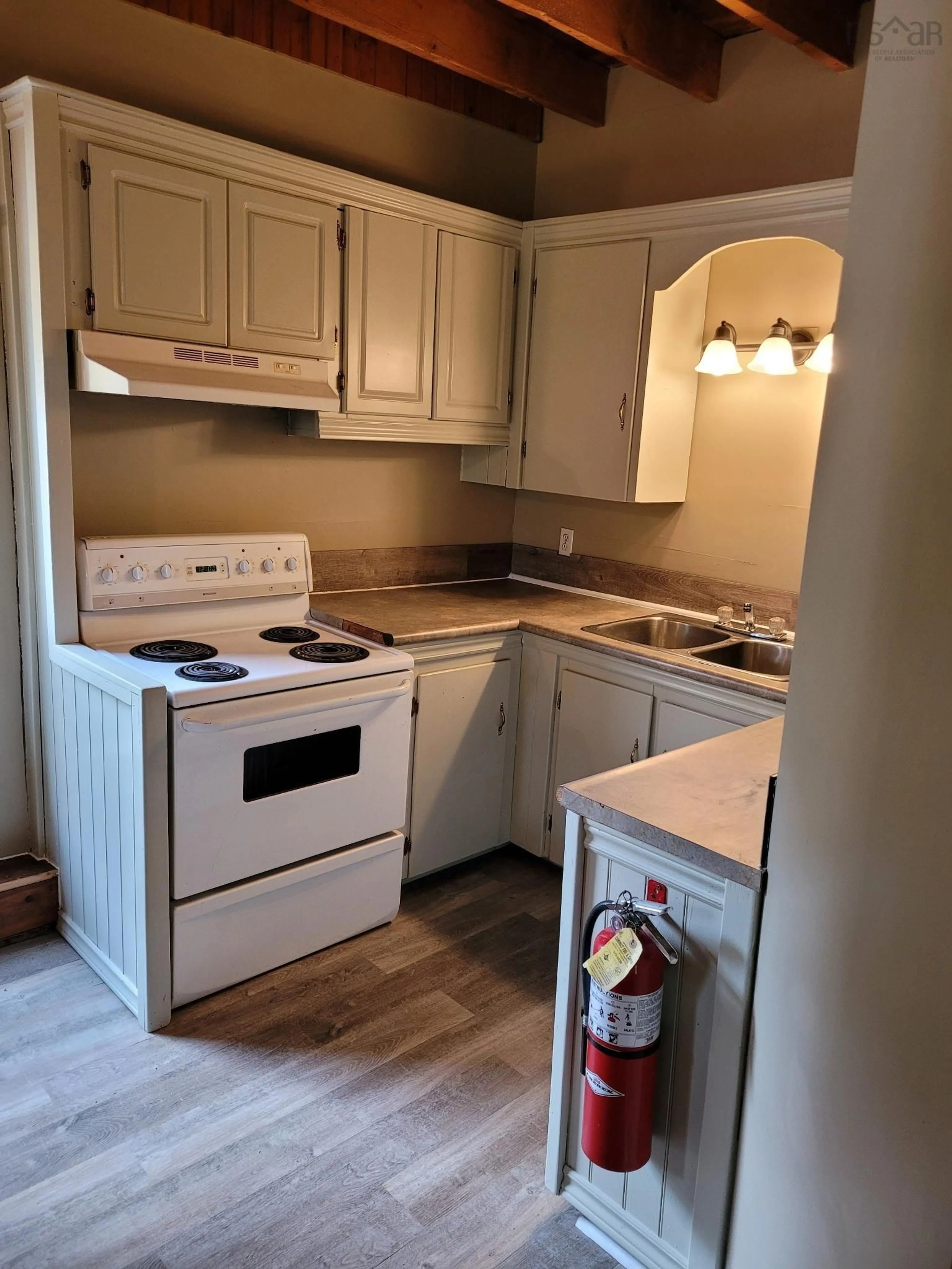 Standard kitchen, unknown for 59 Pleasant St, Bridgewater Nova Scotia B4V 1M9