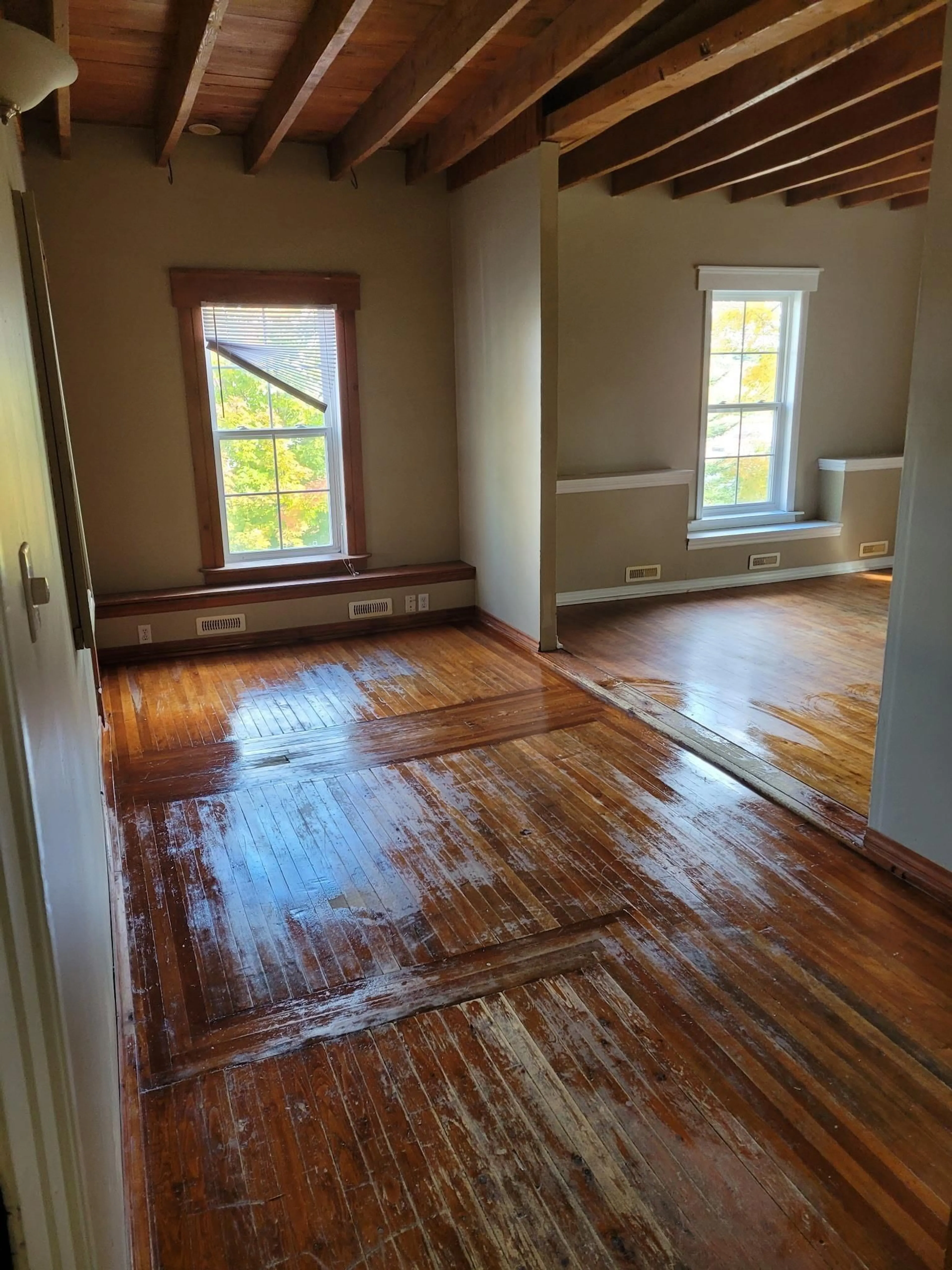 A pic of a room for 59 Pleasant St, Bridgewater Nova Scotia B4V 1M9