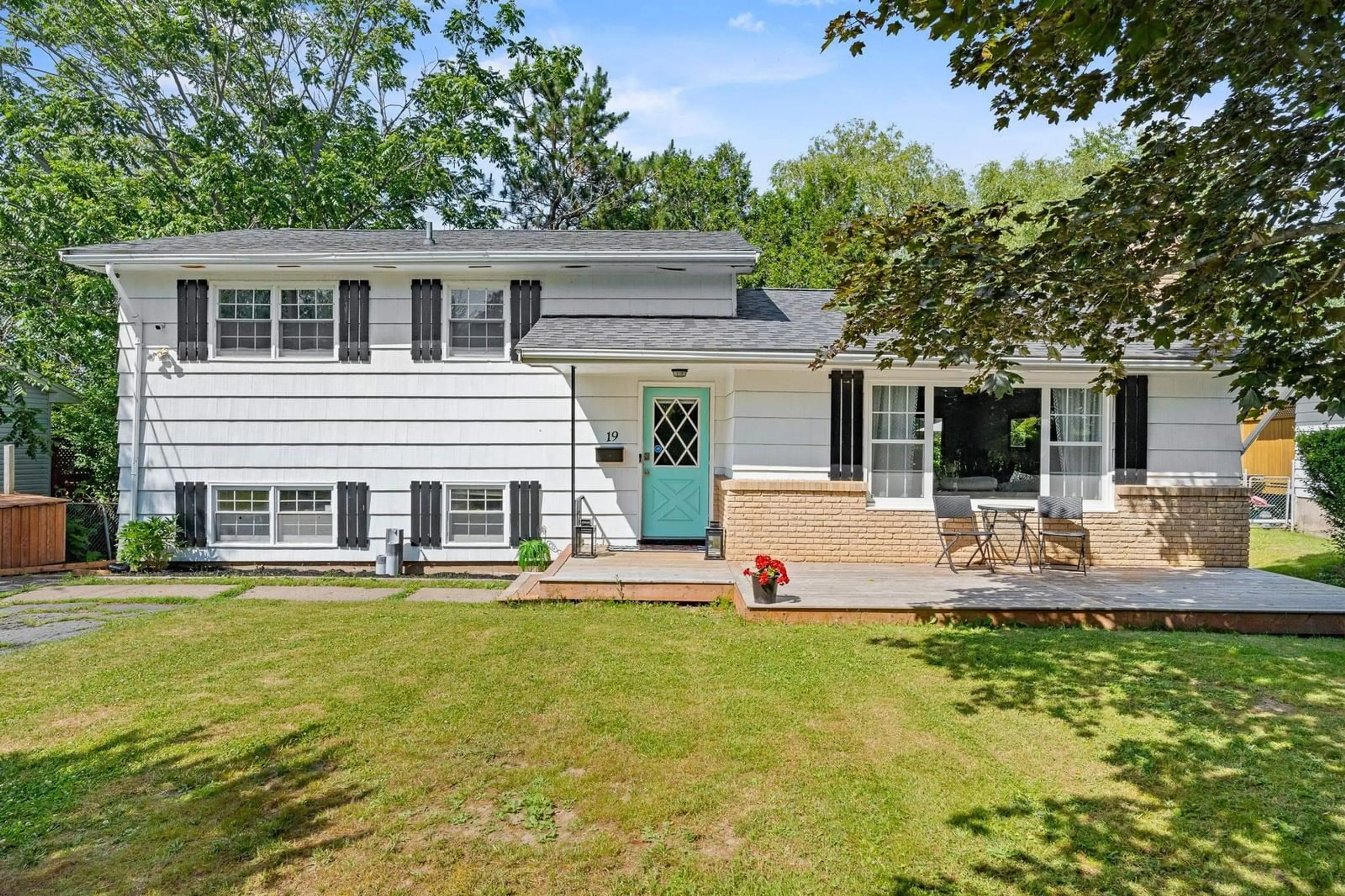 Home with vinyl exterior material, street for 19 Ridge Ave, Lower Sackville Nova Scotia B4C 2L5