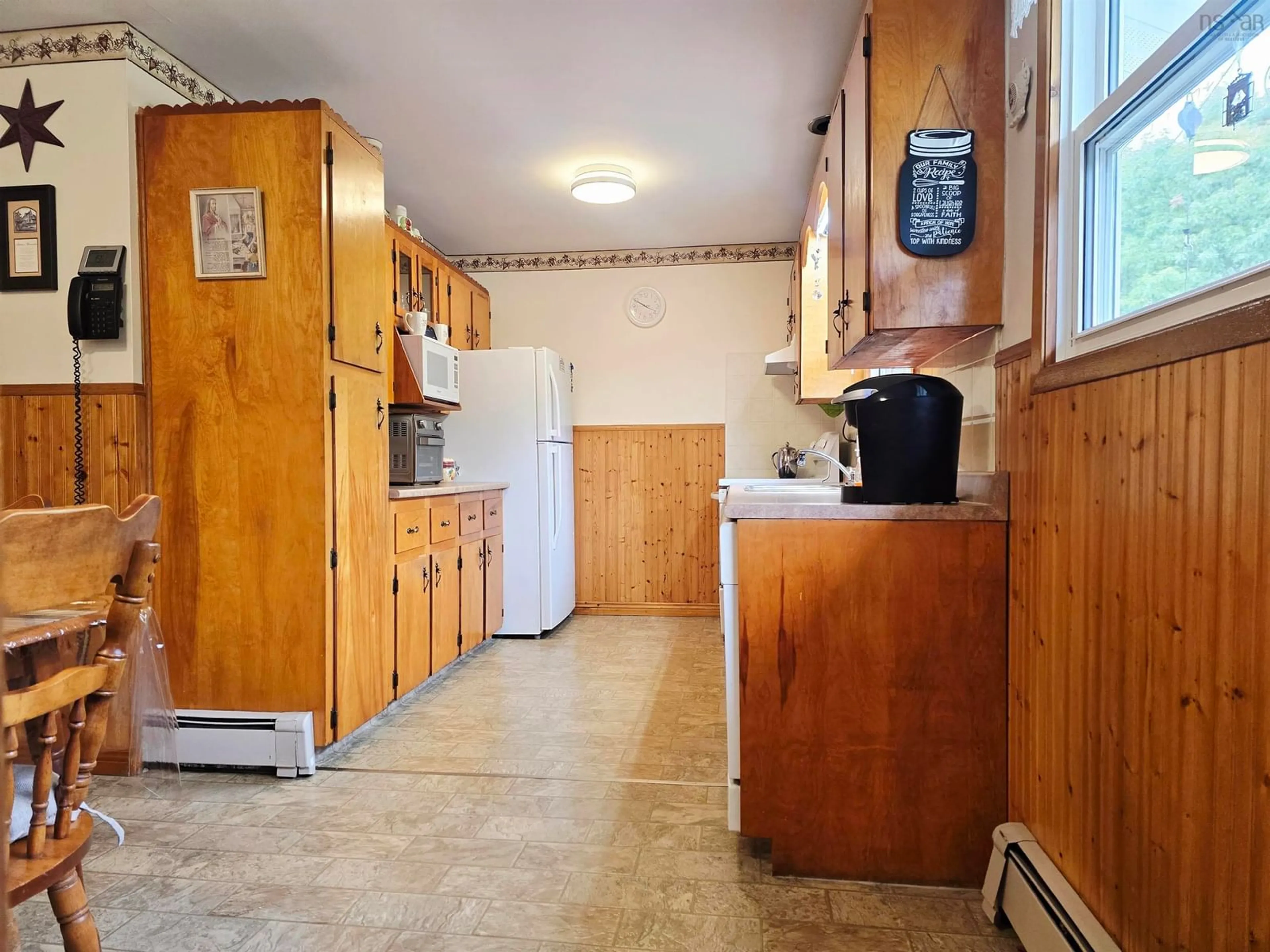 Standard kitchen, unknown for 2930 Gairloch Rd, Rocklin Nova Scotia B0K 2A0