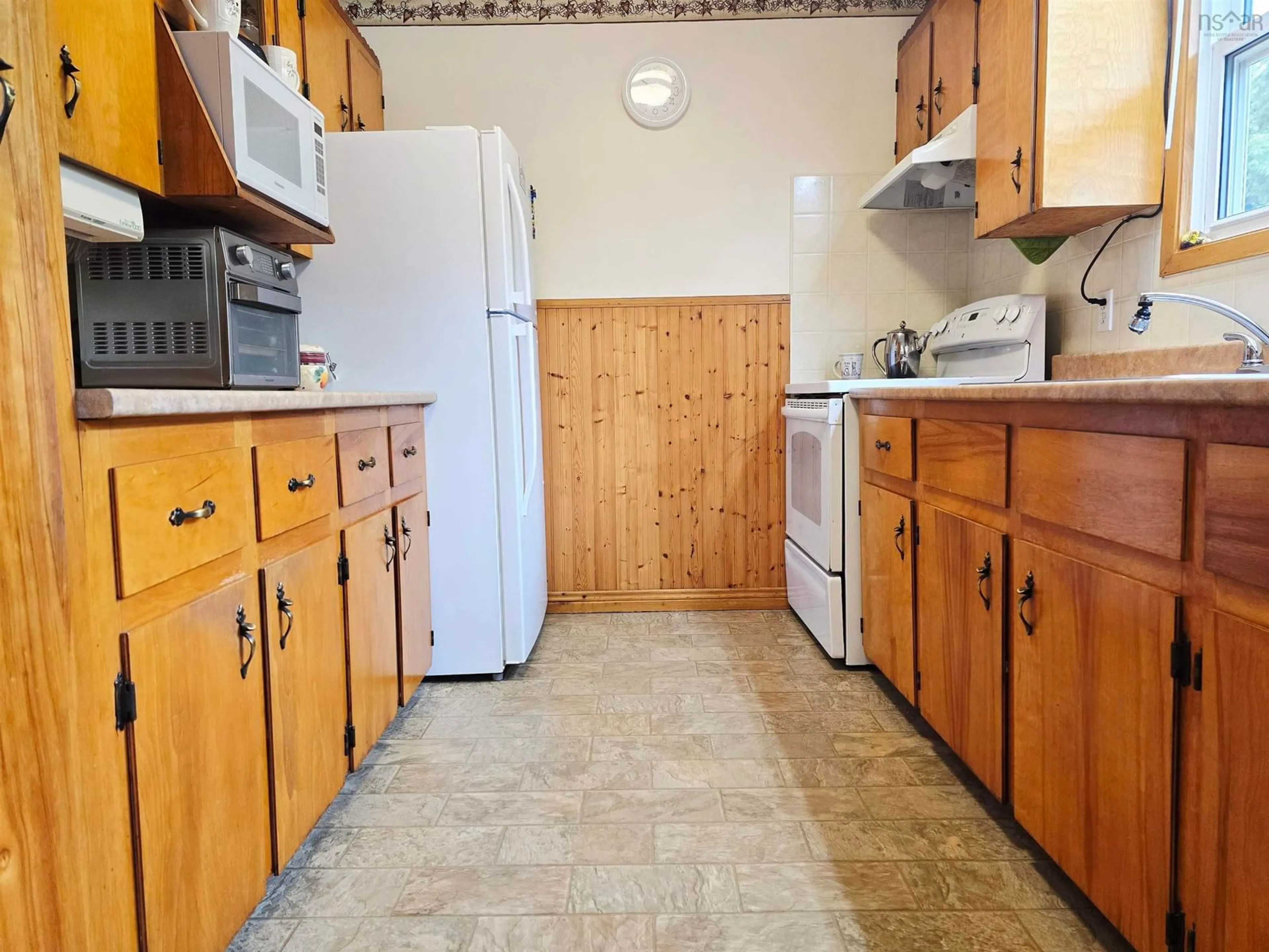 Standard kitchen, unknown for 2930 Gairloch Rd, Rocklin Nova Scotia B0K 2A0
