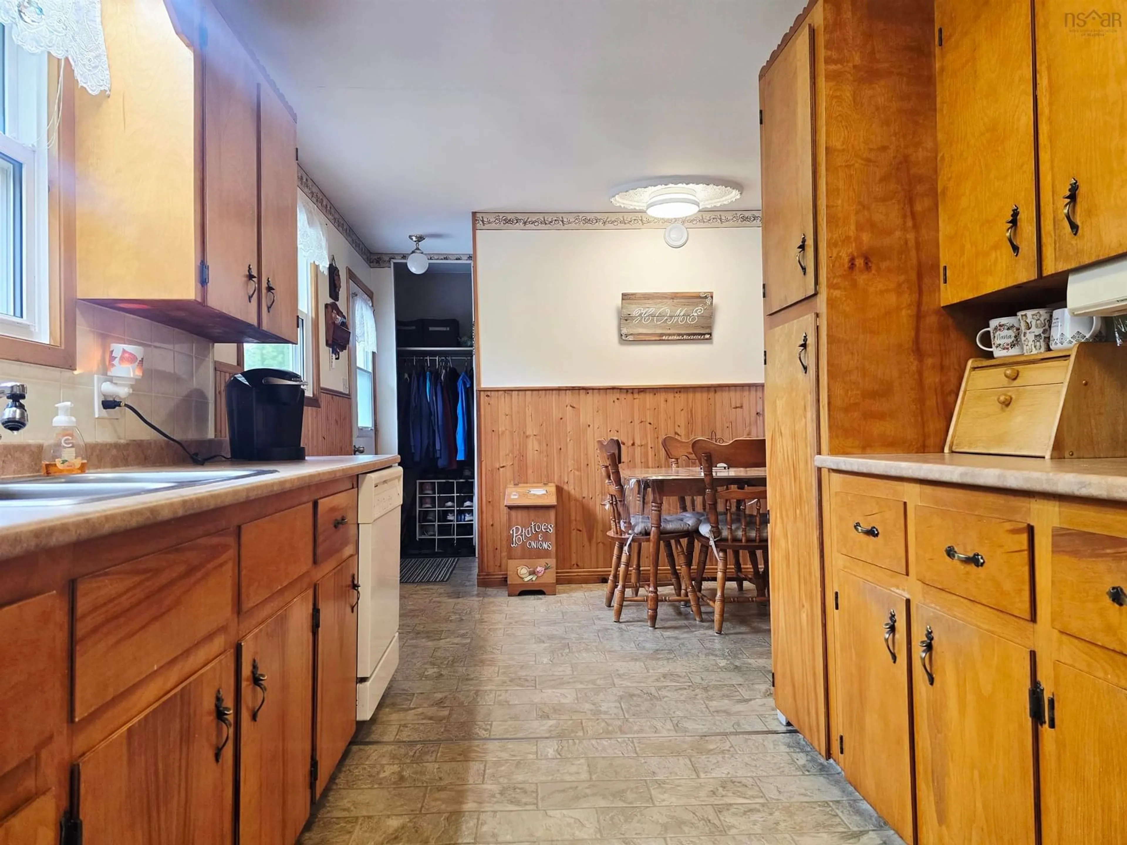 Standard kitchen, unknown for 2930 Gairloch Rd, Rocklin Nova Scotia B0K 2A0