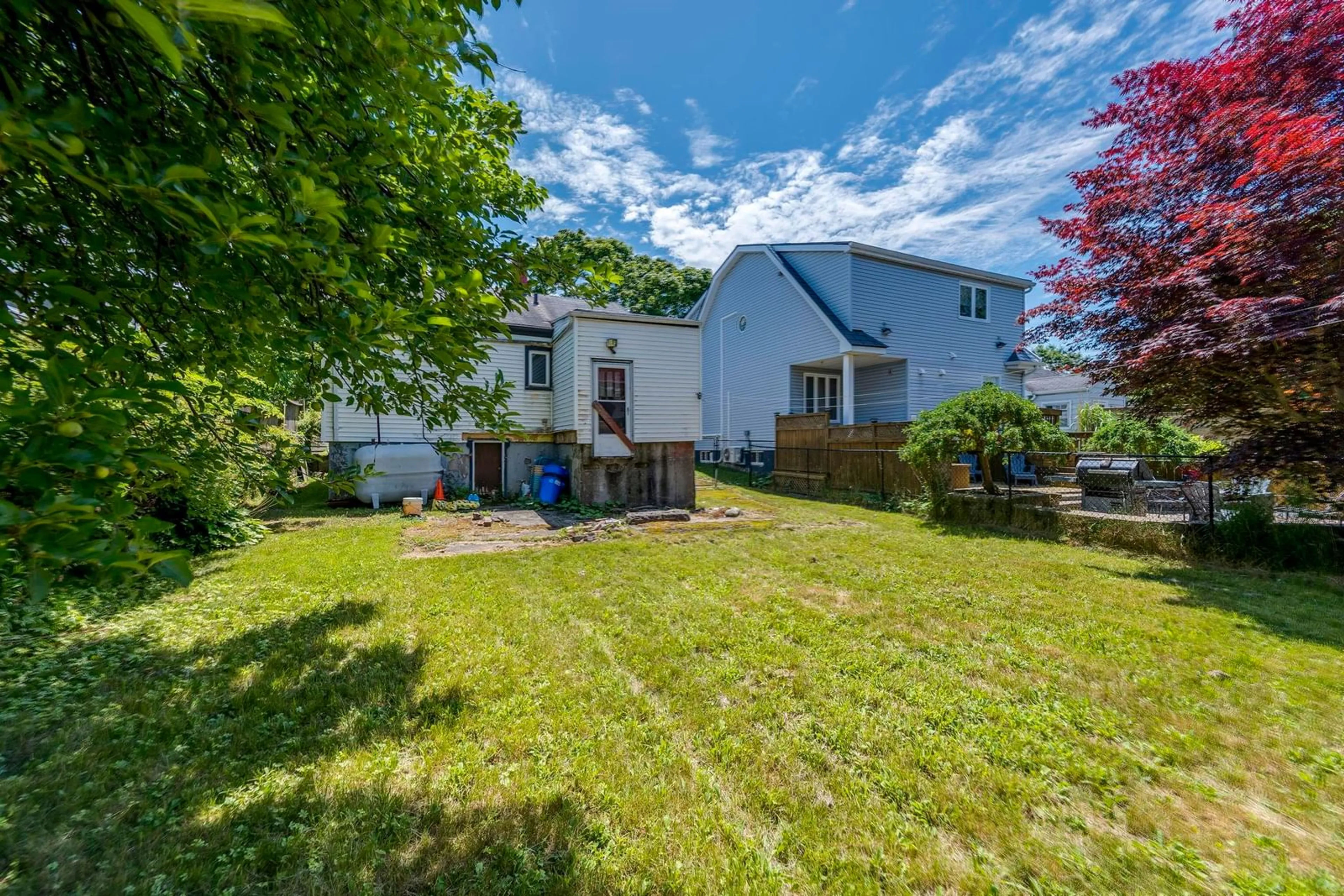 A pic from outside/outdoor area/front of a property/back of a property/a pic from drone, street for 6519 Chester Ave, Halifax Nova Scotia B3L 2P5