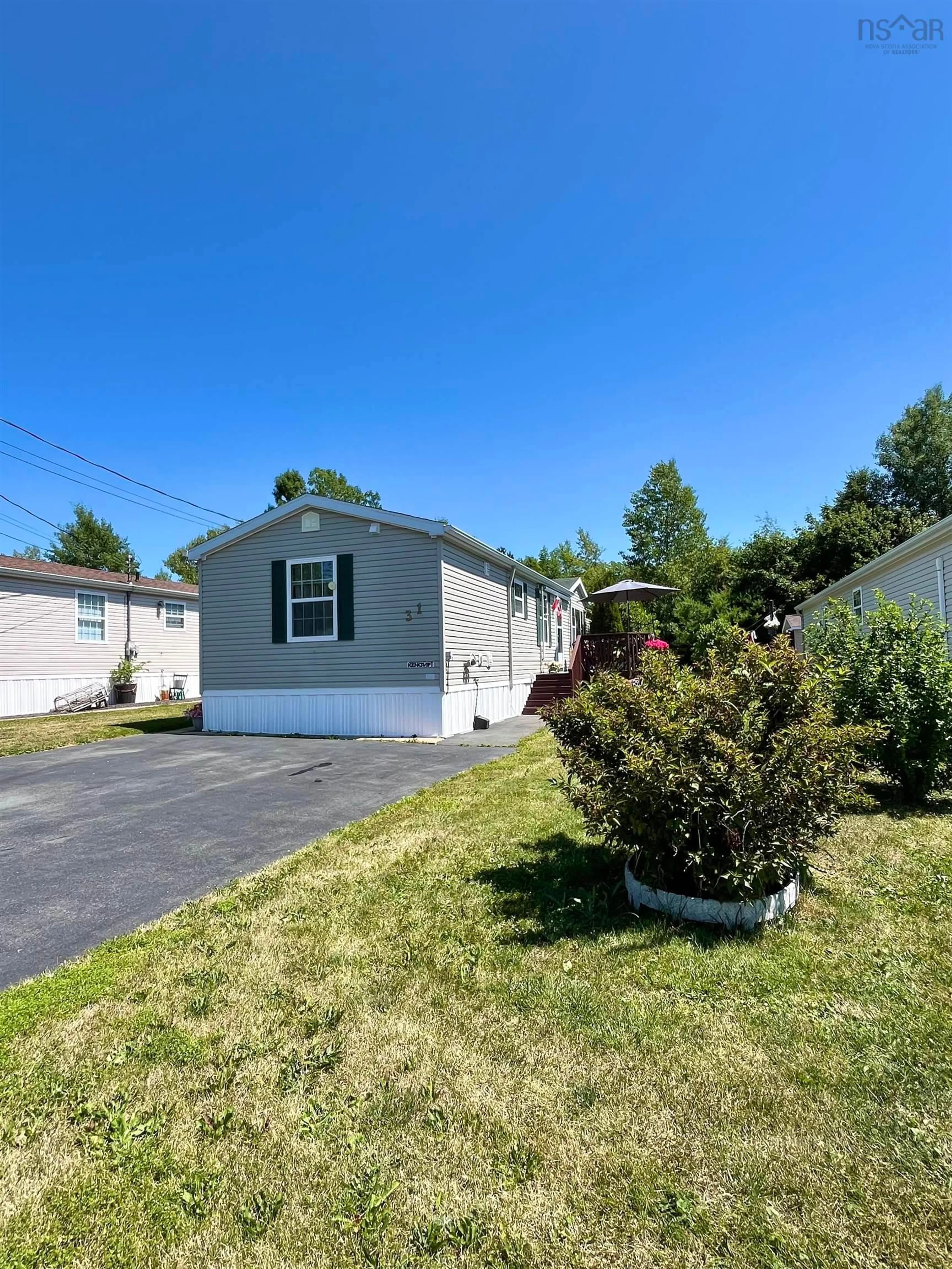 Home with vinyl exterior material, street for 31 Thompson Dr, Bridgewater Nova Scotia B4V 4E1