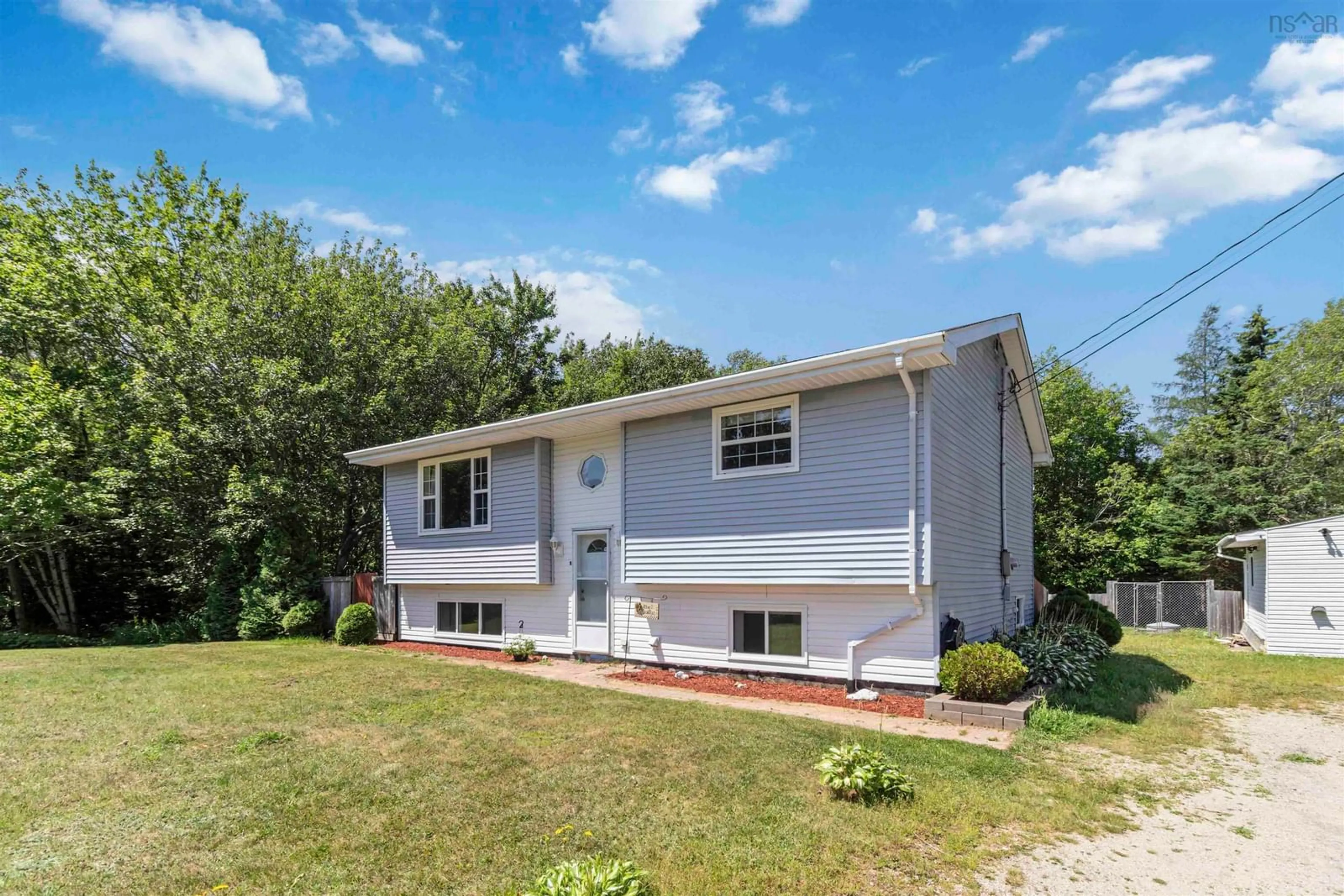Home with vinyl exterior material, unknown for 473 Highway 12, Chester Basin Nova Scotia B0J 1K0