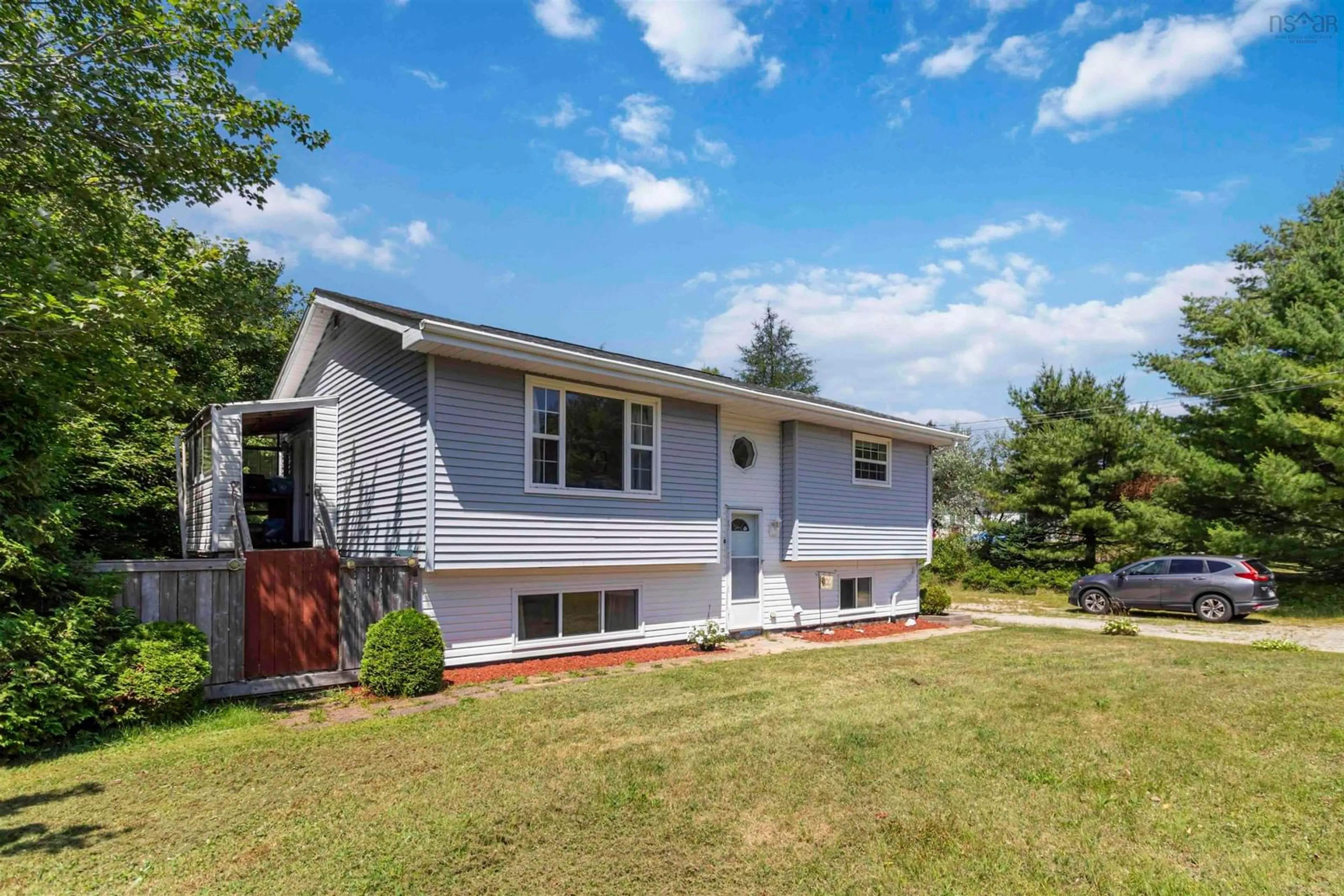 Home with vinyl exterior material, unknown for 473 Highway 12, Chester Basin Nova Scotia B0J 1K0