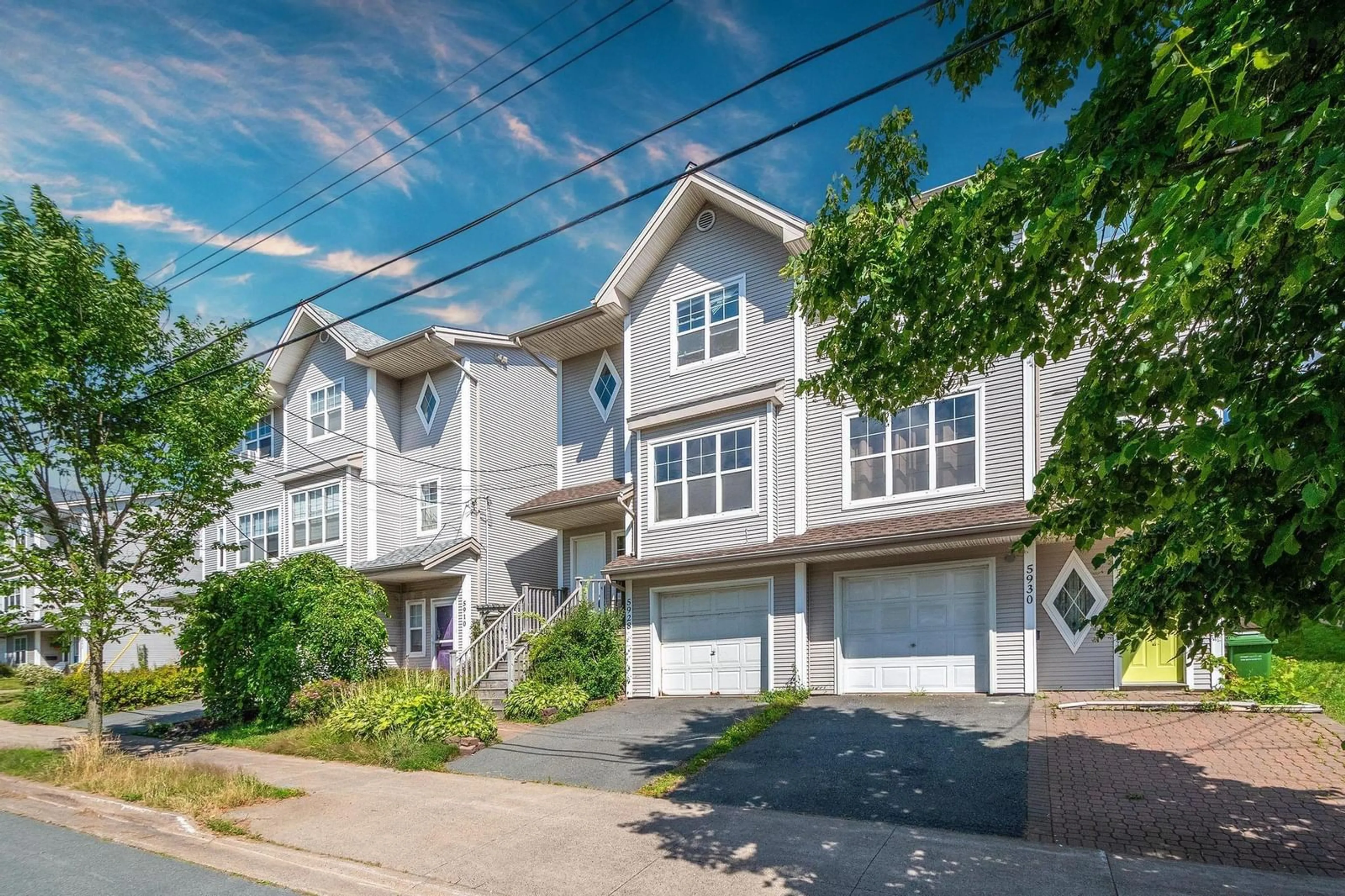 Home with vinyl exterior material, street for 5928 Gainsborough Pl, North End Nova Scotia B3K 6B4
